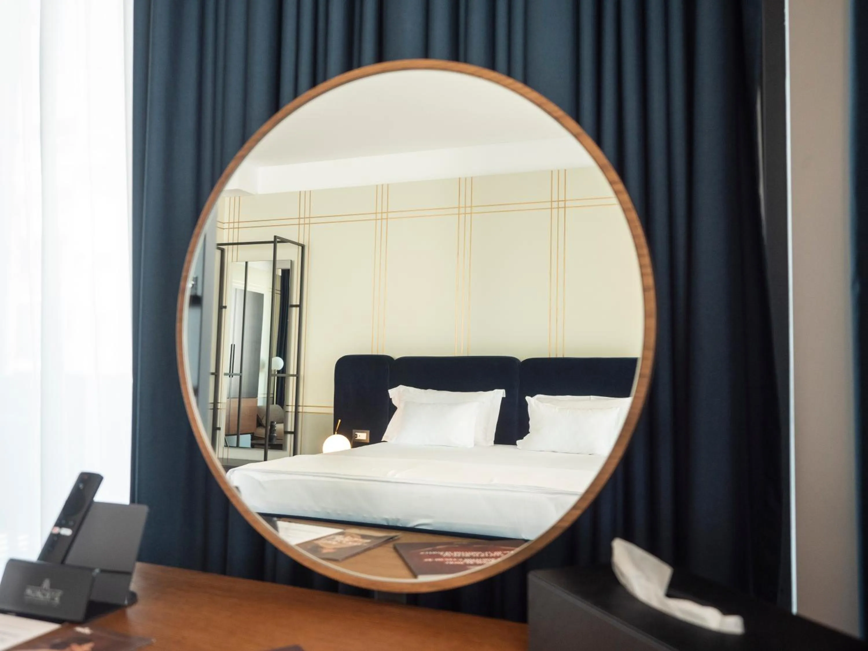 Bed in Moncafe Boutique Hotel & SPA Tirana