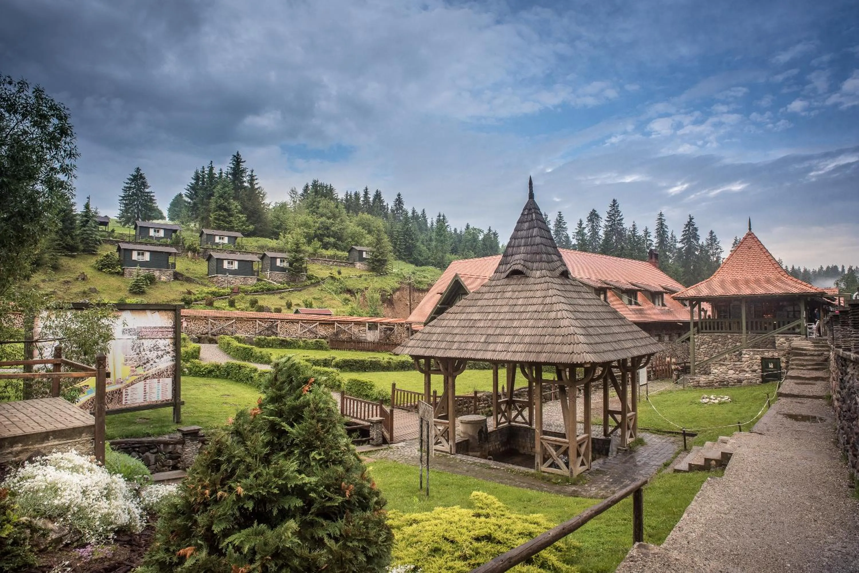 Property building in Lobogo Resort
