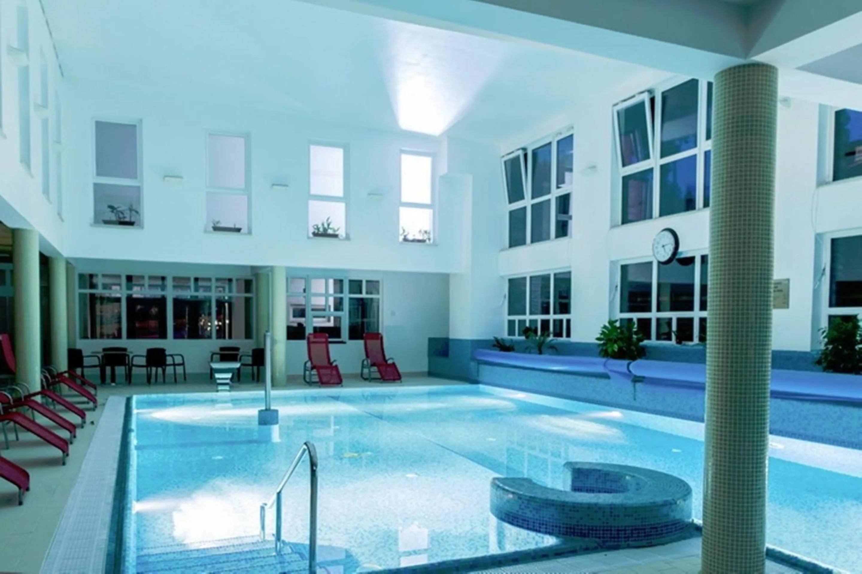 Swimming pool in Lobogo Resort