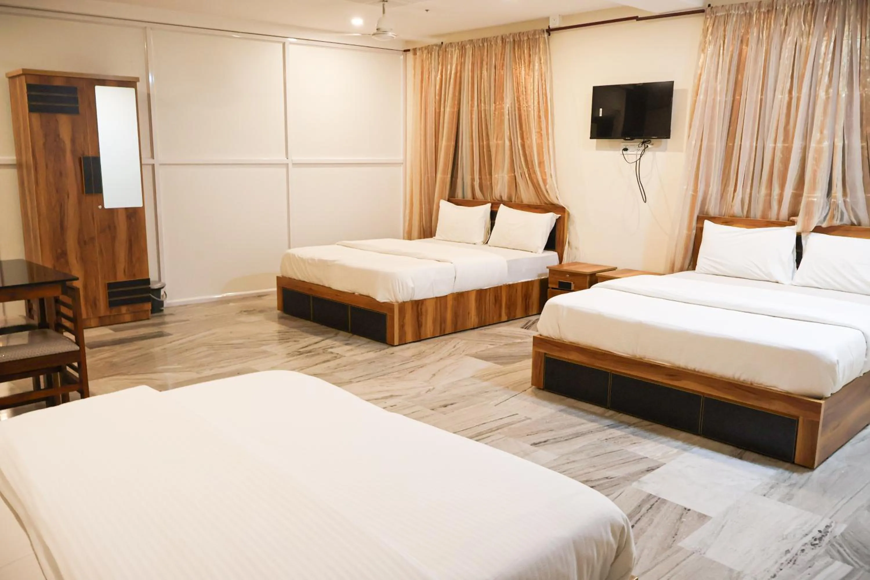 Kalanad Residency And Convention Centre