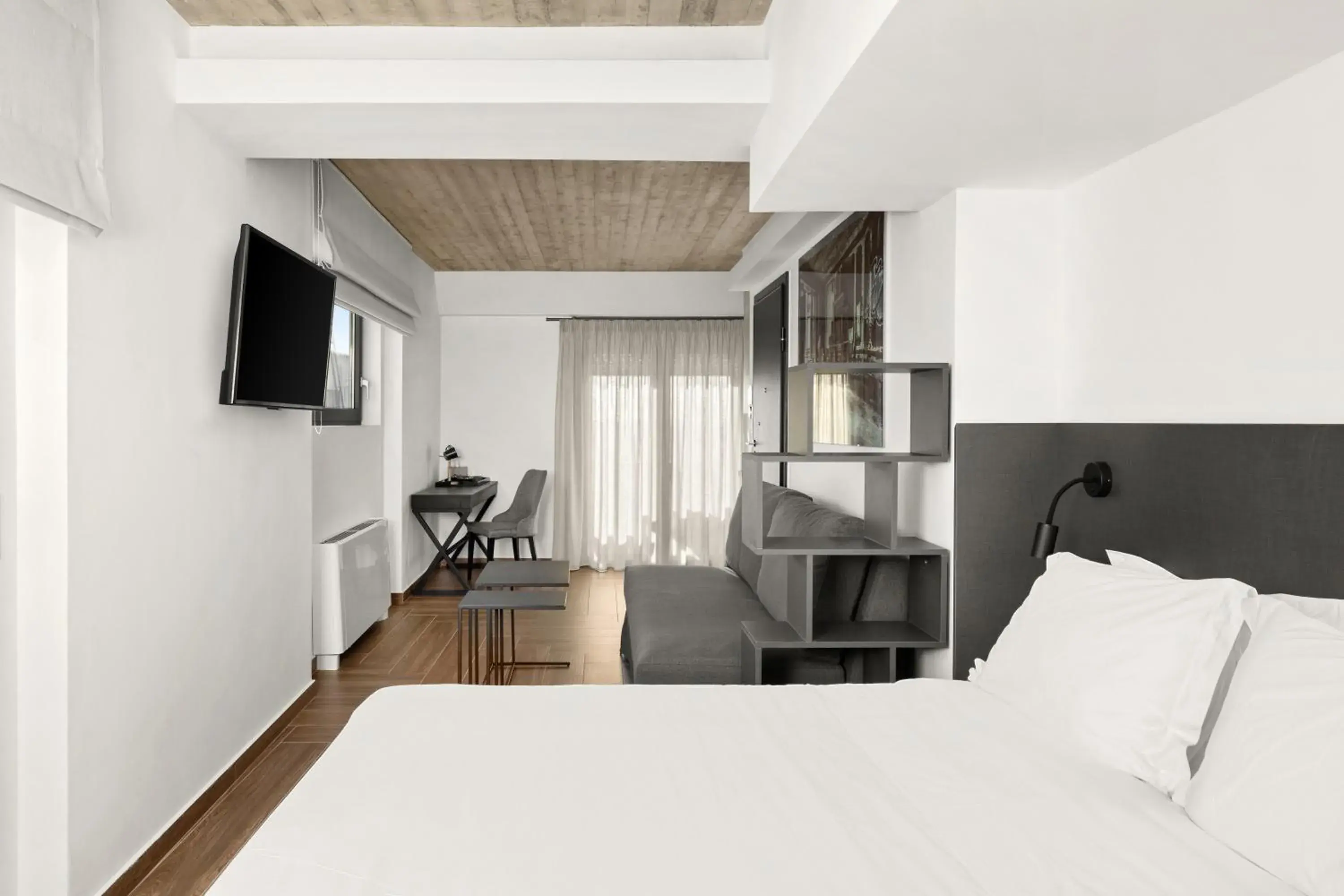 Deluxe Double Room with Balcony in ATHENIAN VIEW LOFT Deluxe Double Room with Balcony in ATHENIAN VIEW LOFT