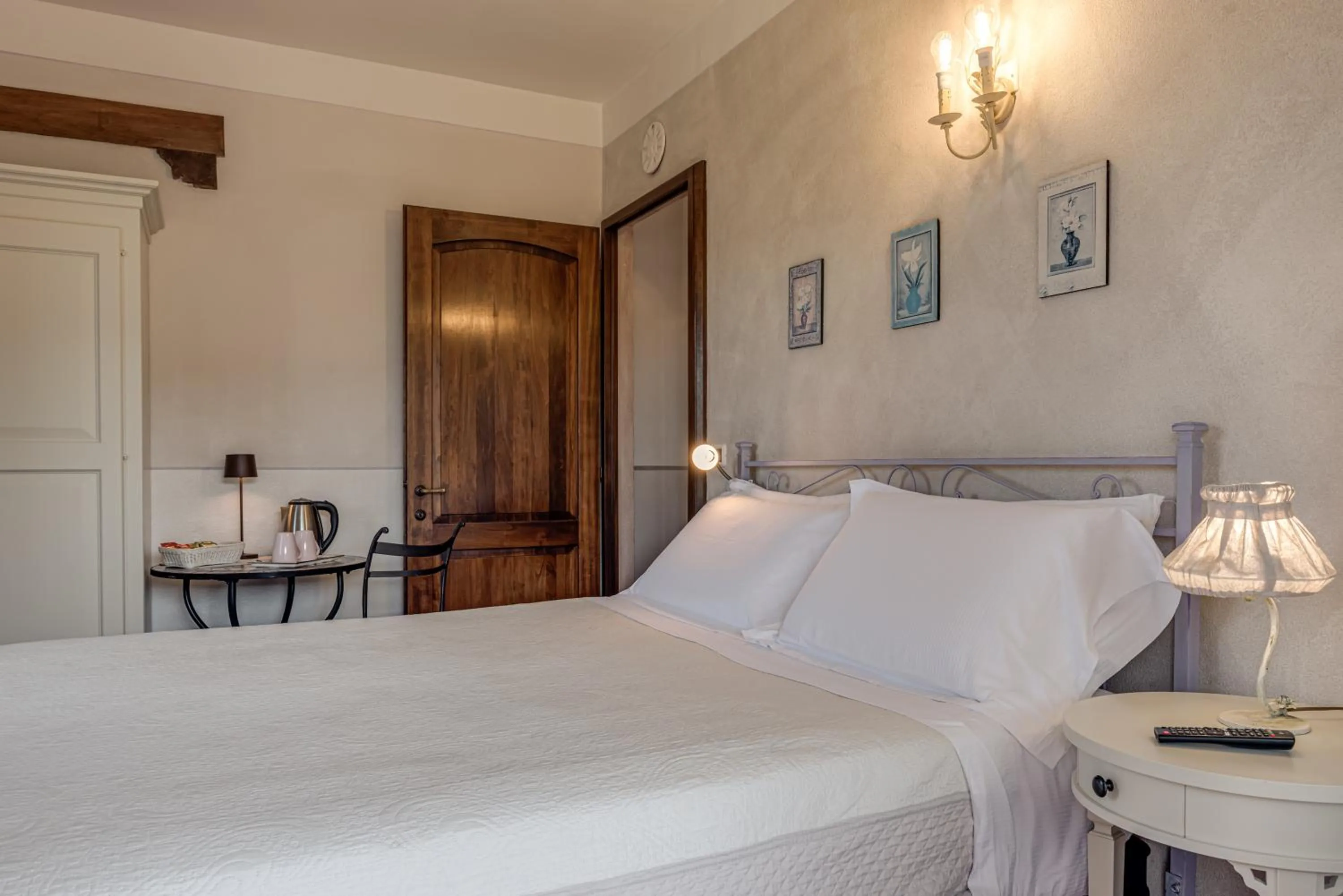 Bed in Villa Del Sole