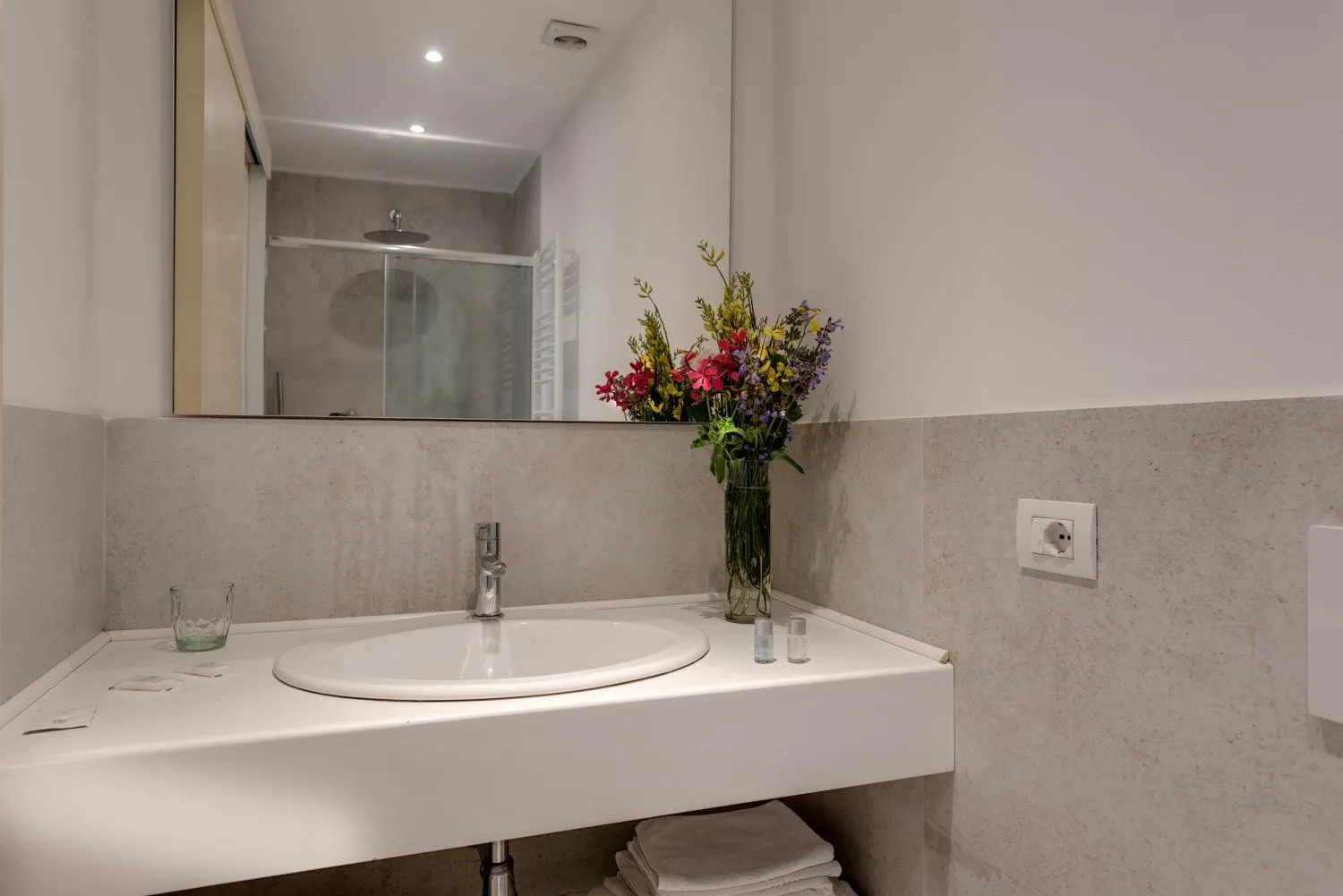 Bathroom in Villa Del Sole