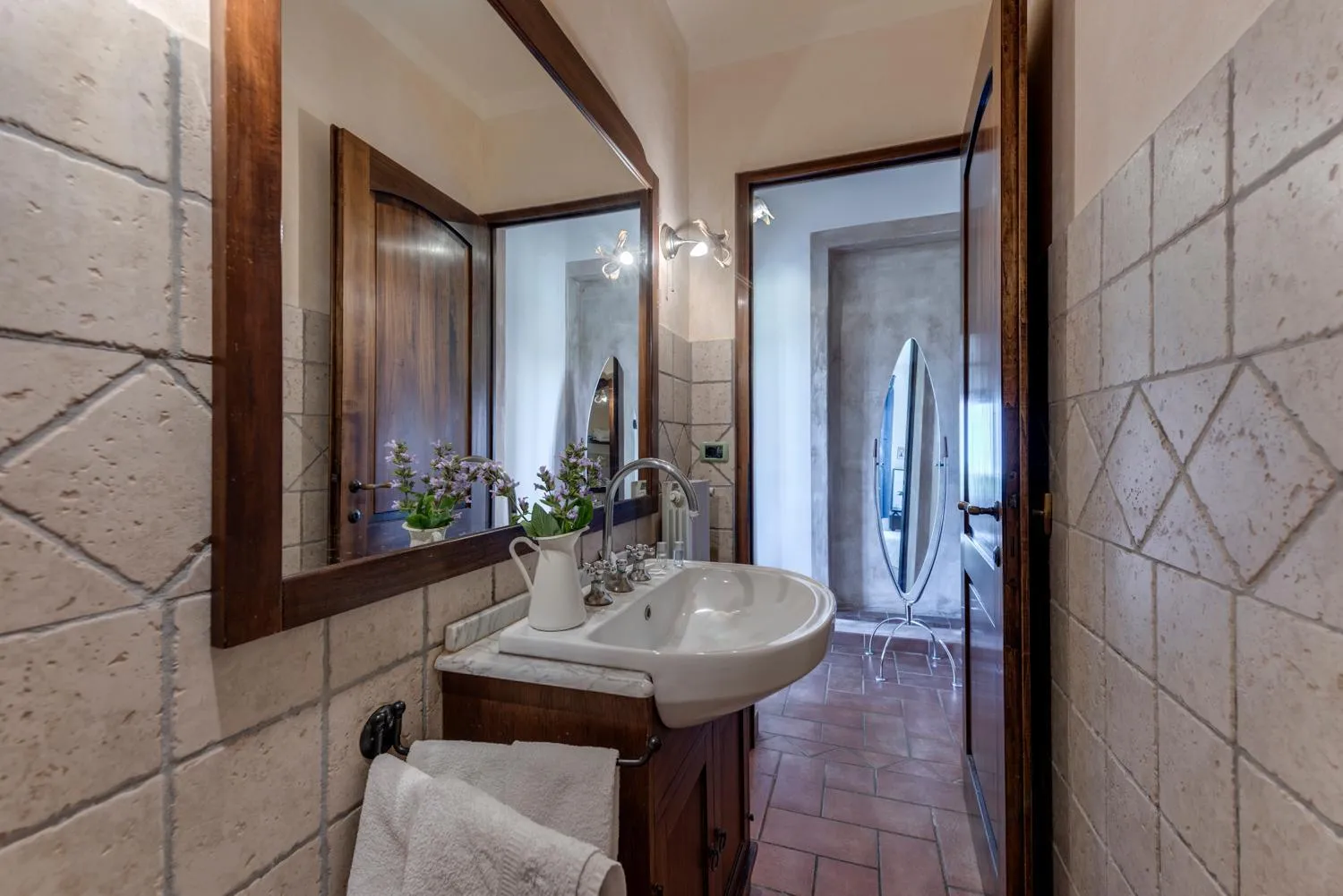 Bathroom in Villa Del Sole