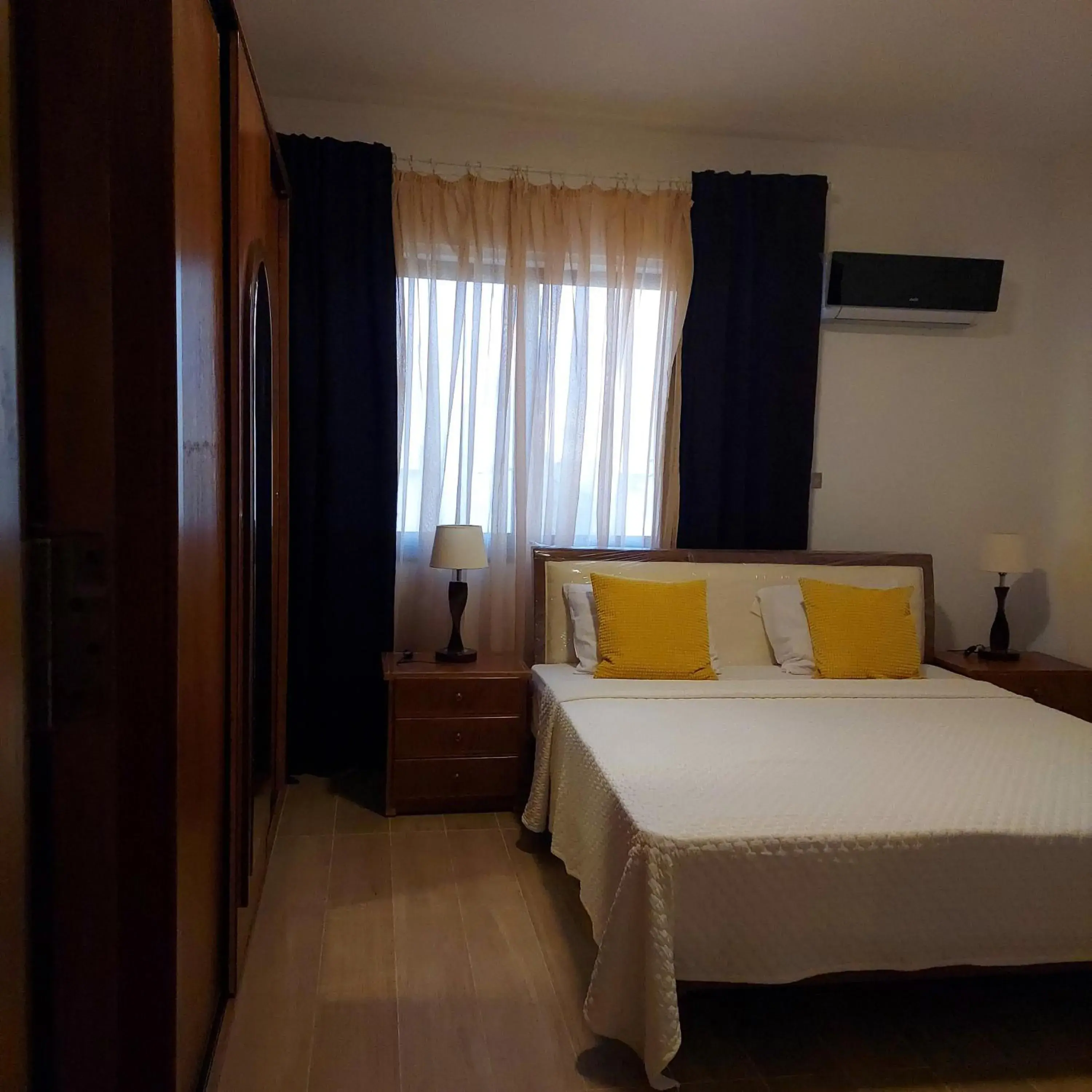 Deluxe Double Room in COCO Guesthouse Deluxe Double Room in COCO Guesthouse