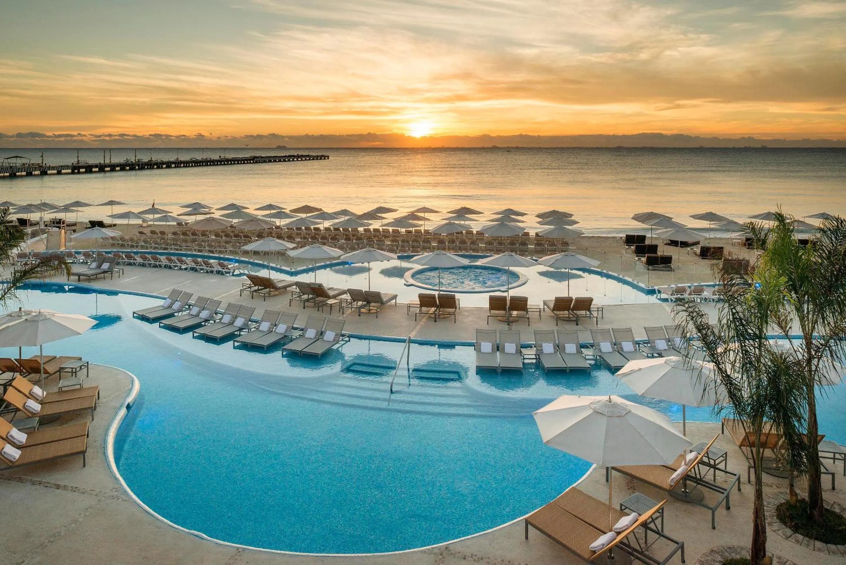 Sunrise in Playacar Palace - All Inclusive