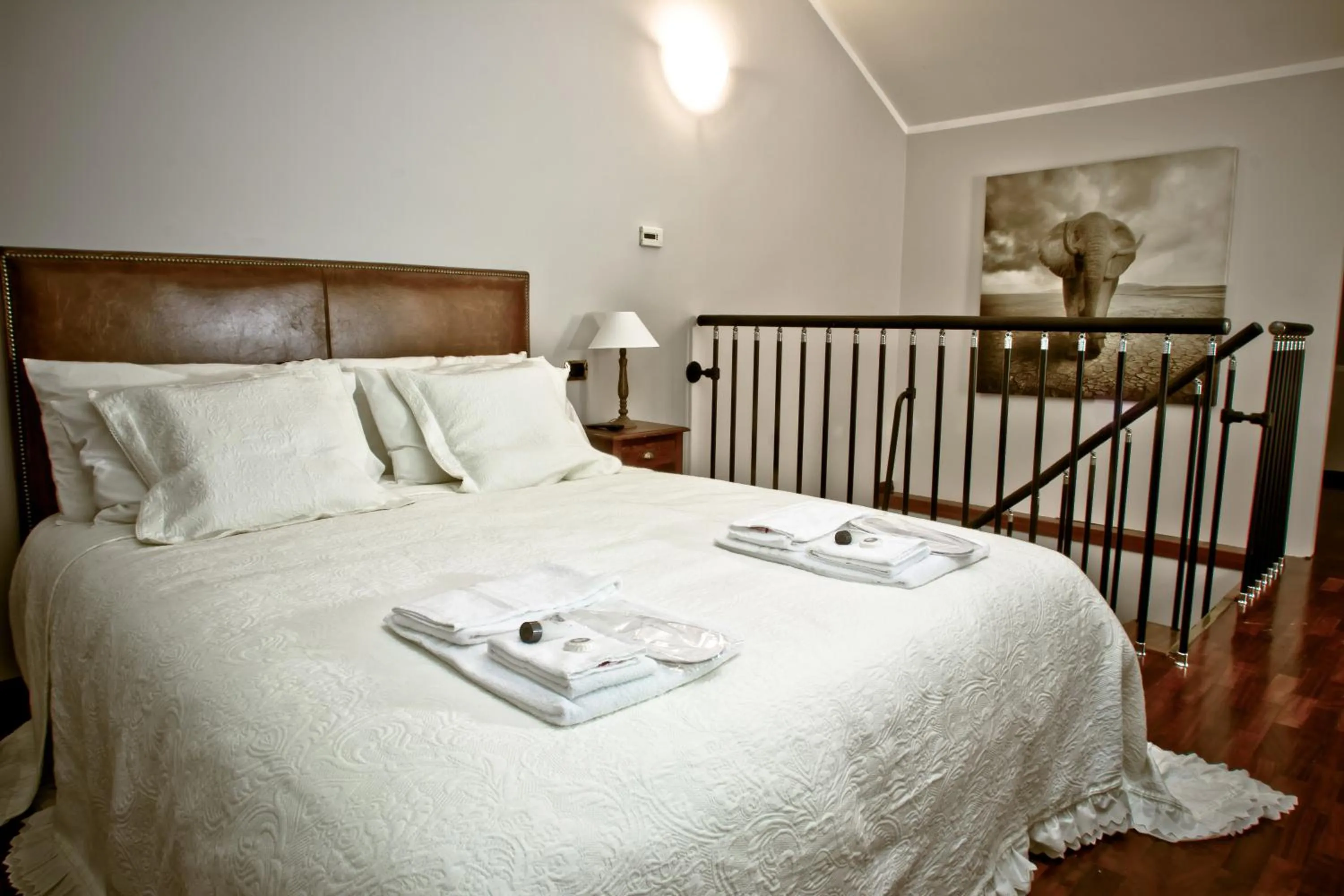 Photo of the whole room, Bed in Borgo Manzoni - Charming House