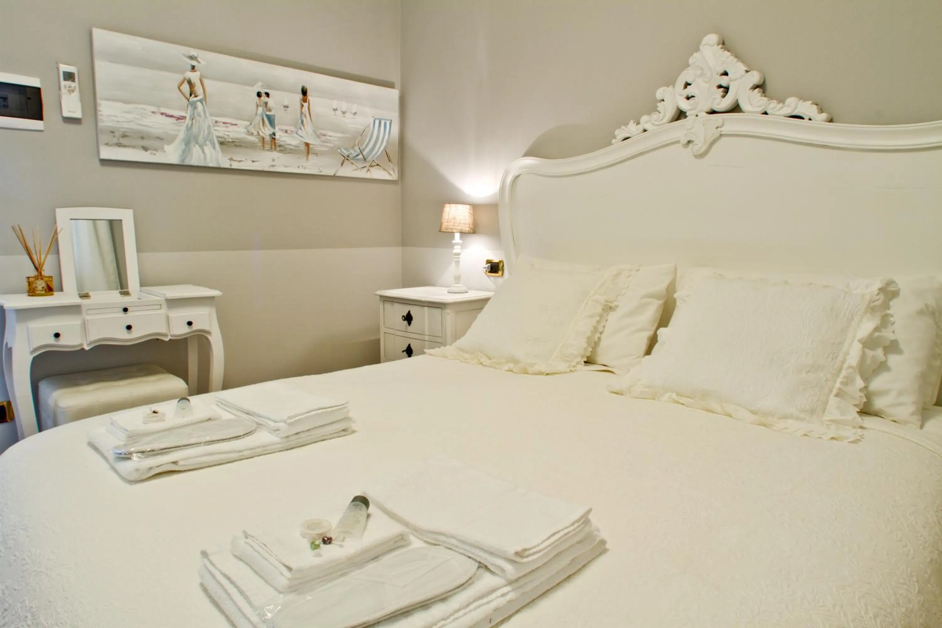 Bed in Borgo Manzoni - Charming House