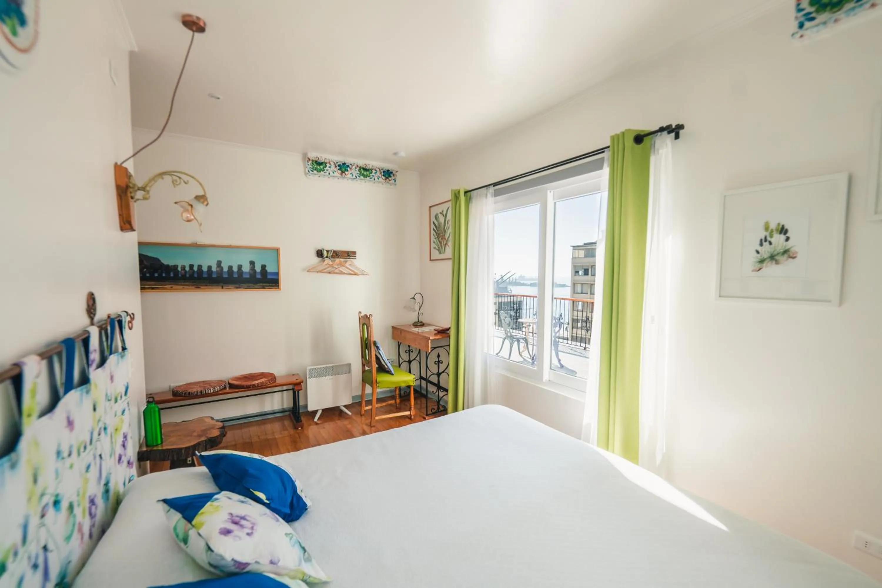 Photo of the whole room, Bed in AYCA La Flora Hotel Boutique