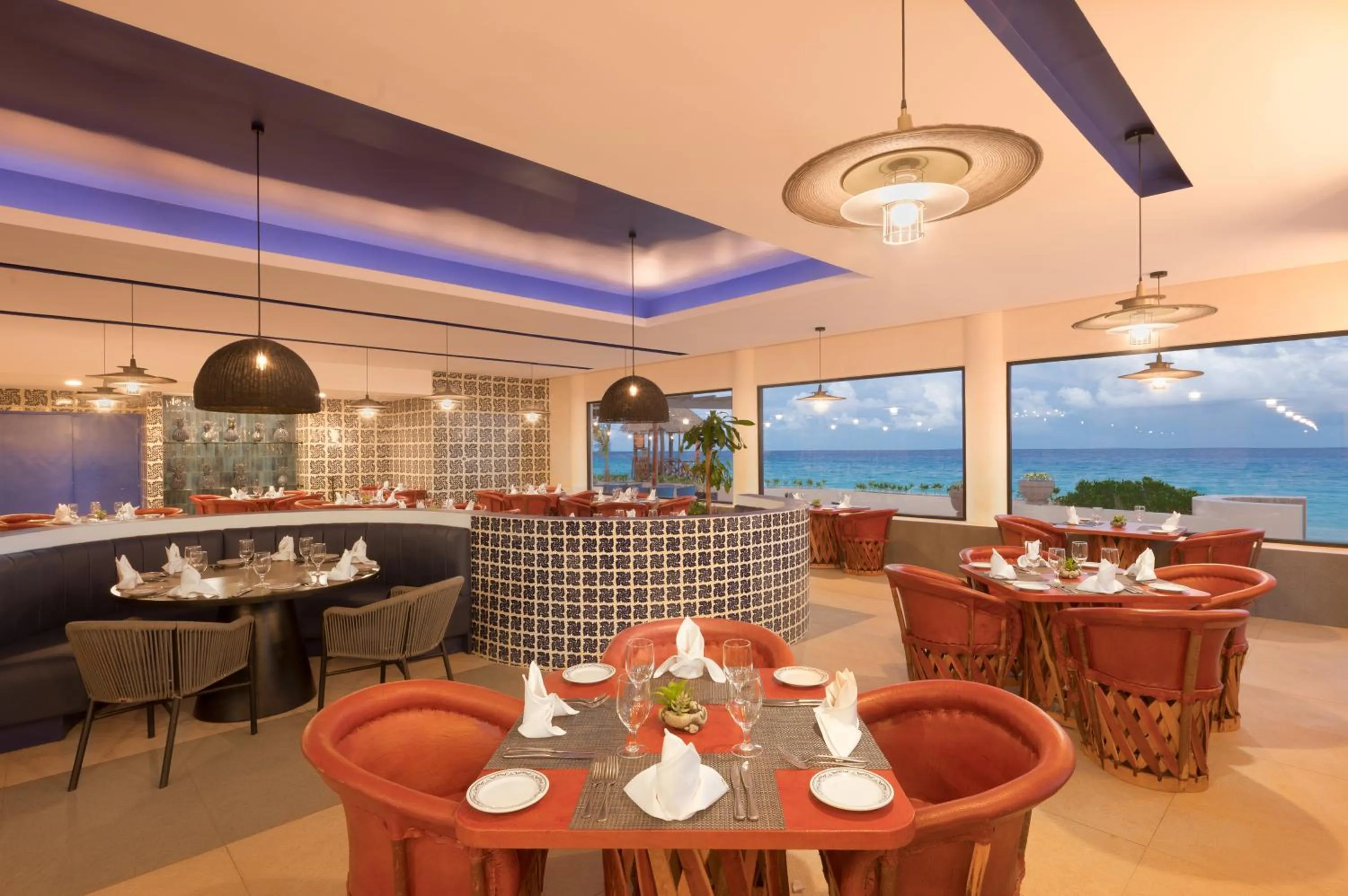 Dinner in GR Solaris Cancun - All Inclusive