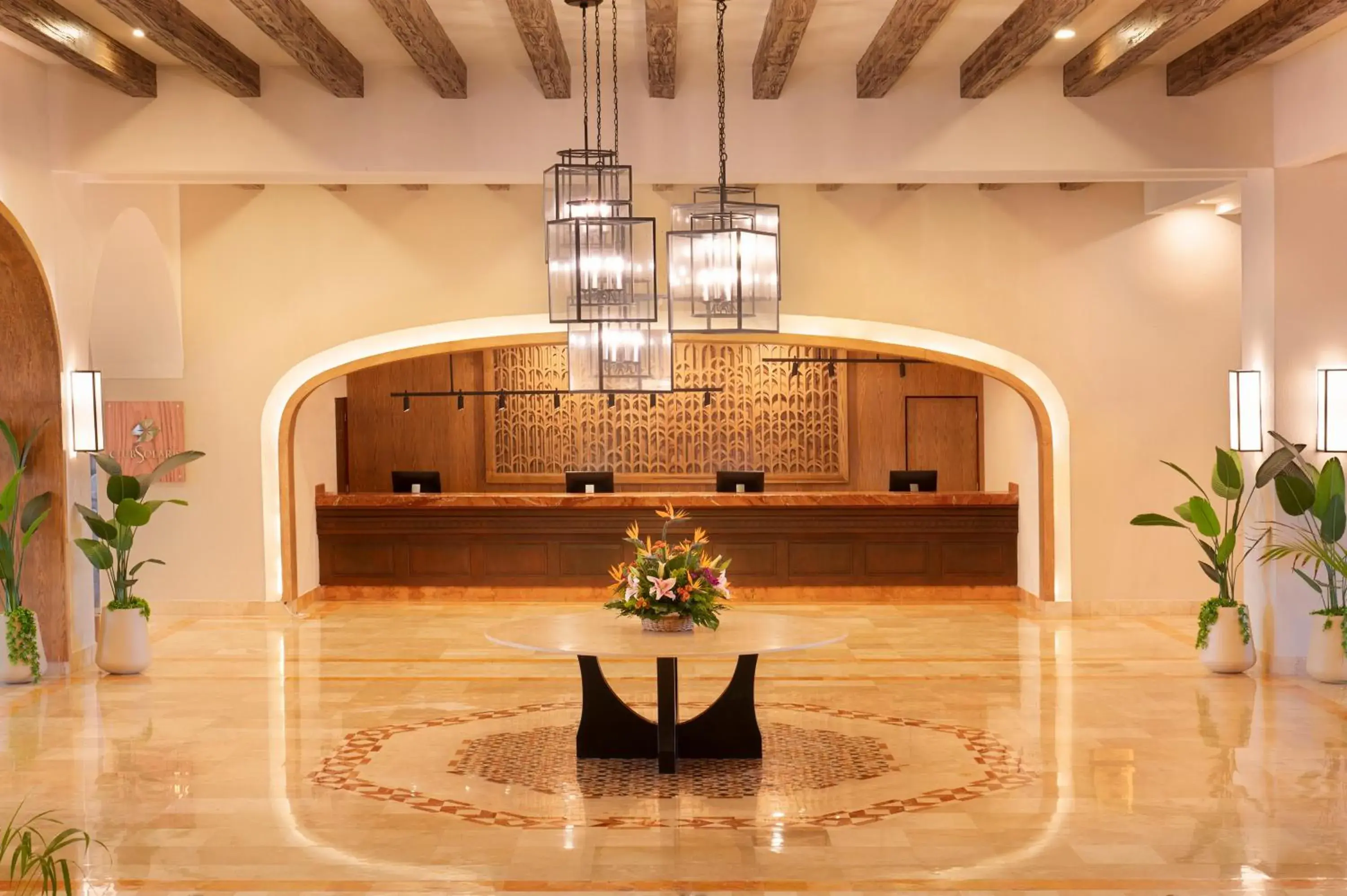 Lobby or reception in GR Solaris Cancun - All Inclusive Lobby or reception in GR Solaris Cancun - All Inclusive
