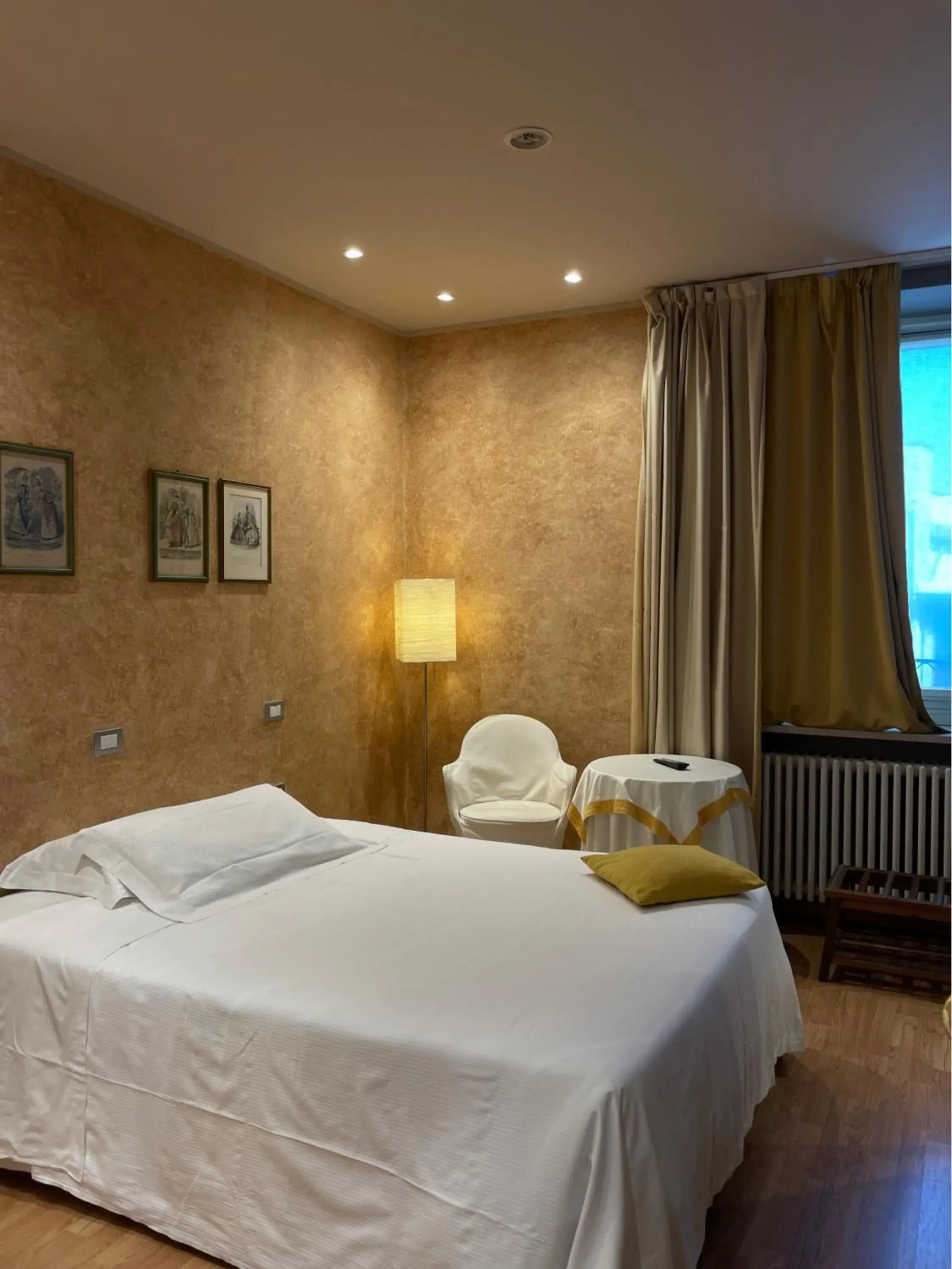 Comfort Single Room in Albergo Ristorante Trieste Boves Comfort Single Room in Albergo Ristorante Trieste Boves