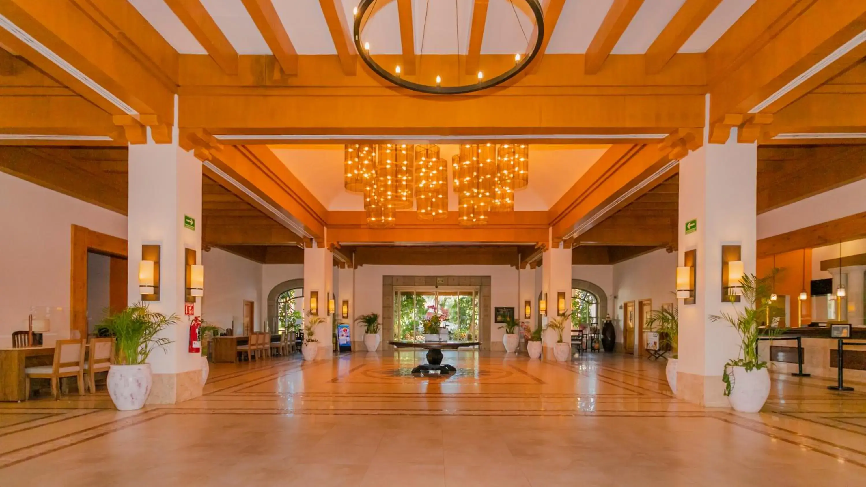 Lobby or reception in Royal Solaris Los Cabos - All Inclusive Lobby or reception in Royal Solaris Los Cabos - All Inclusive