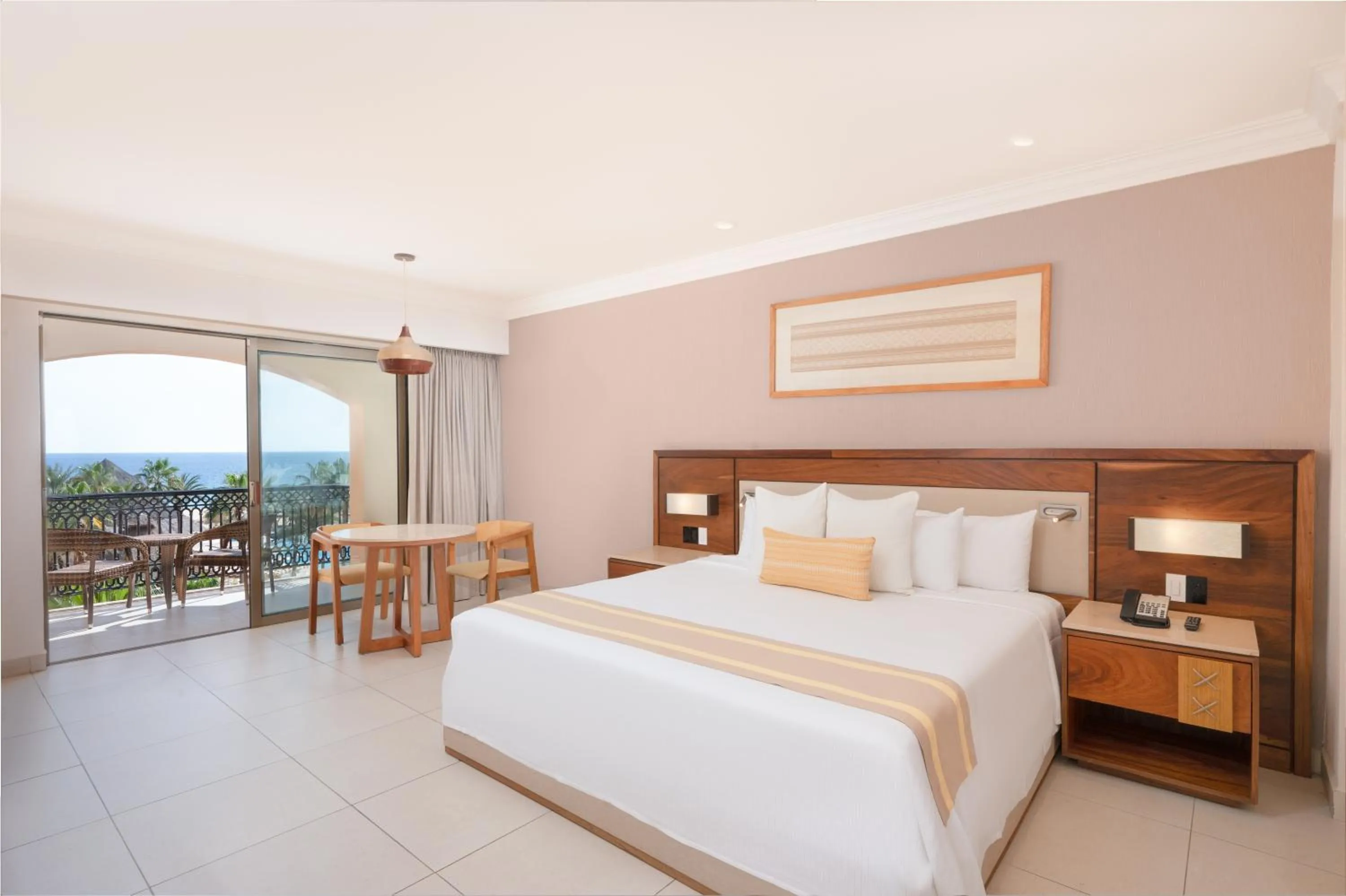 View (from property/room), Bed in Royal Solaris Los Cabos - All Inclusive