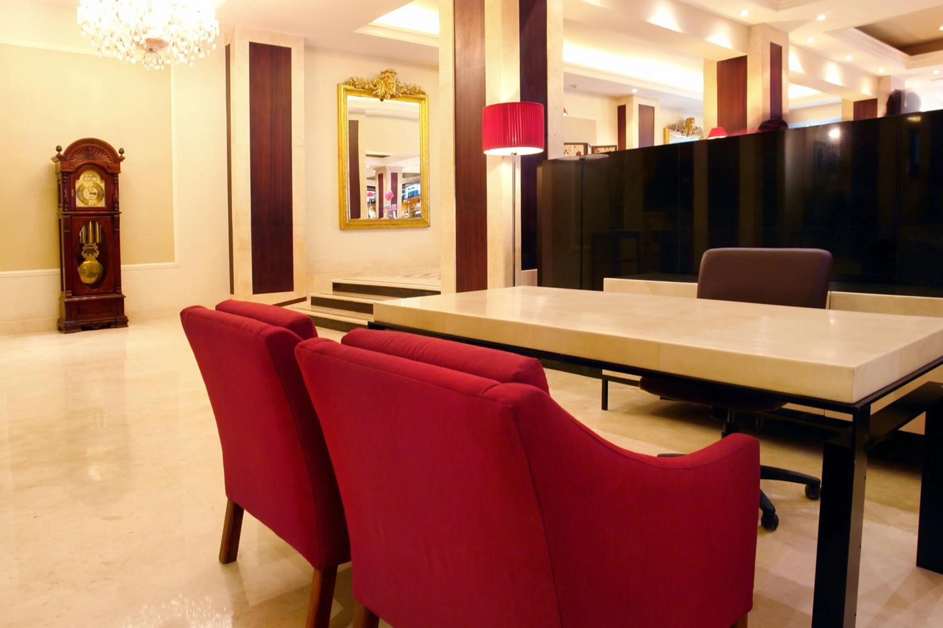 Facade/entrance in Emporio Reforma