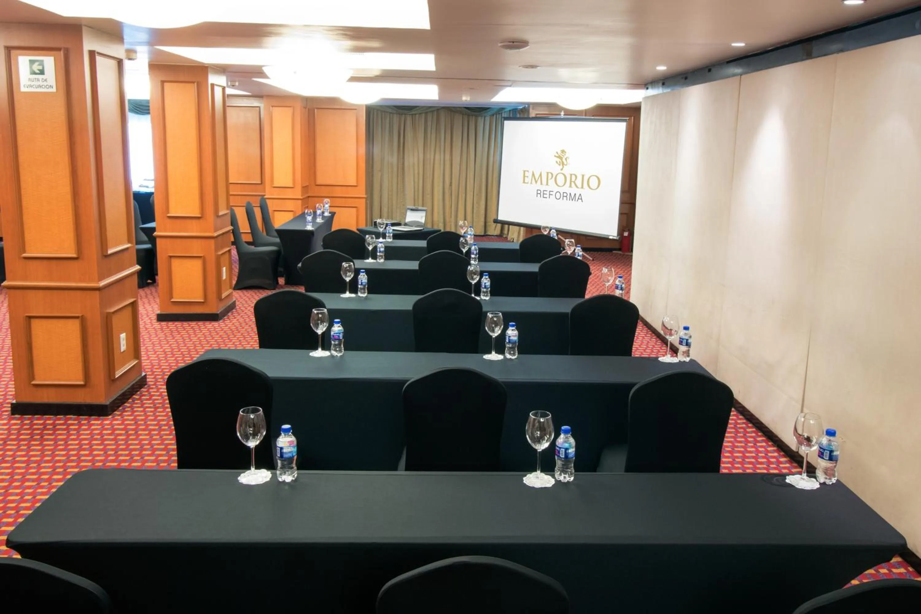 Meeting/conference room in Emporio Reforma