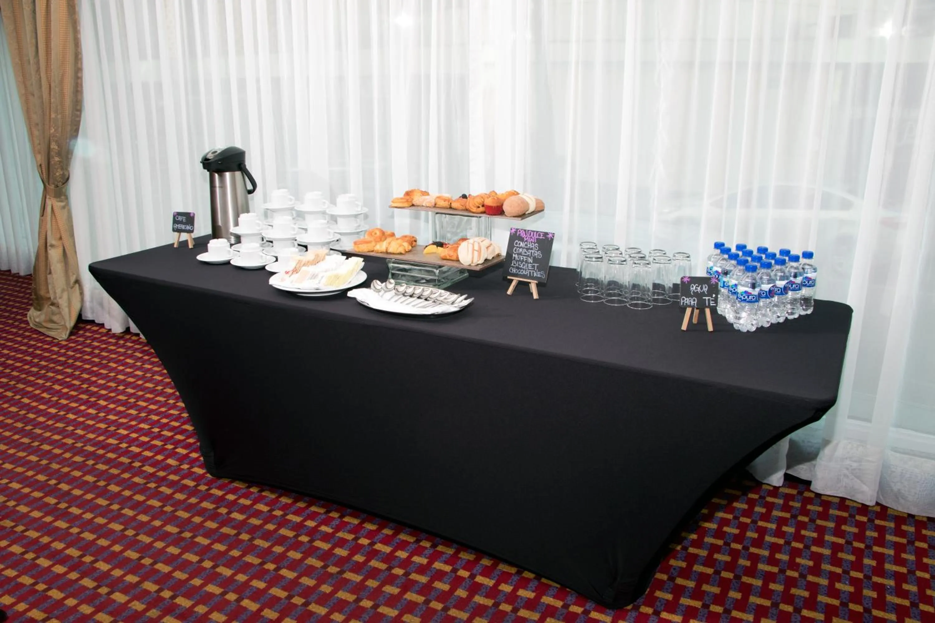 Other in Emporio Reforma