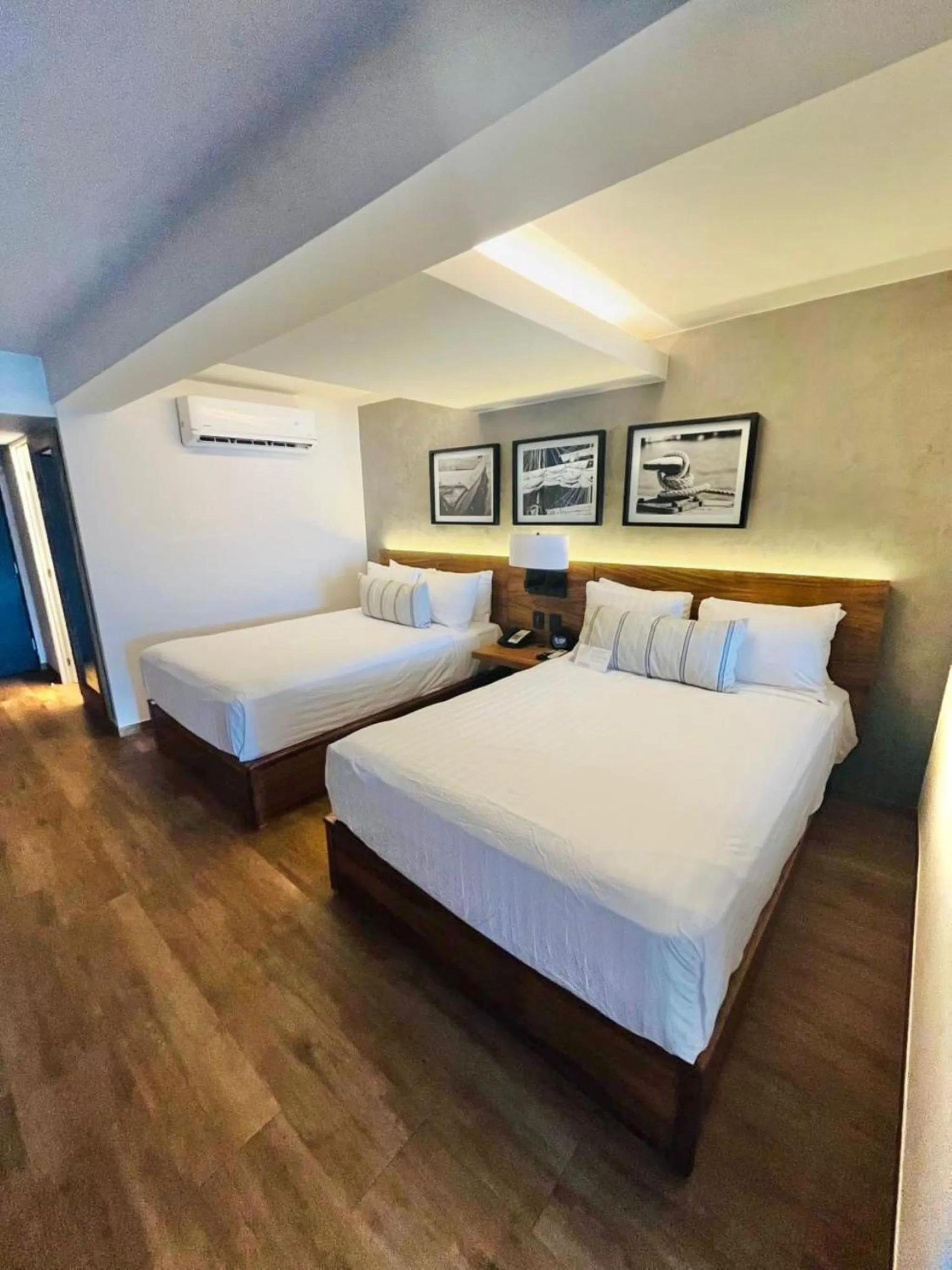 Bed in Emporio Mazatlan