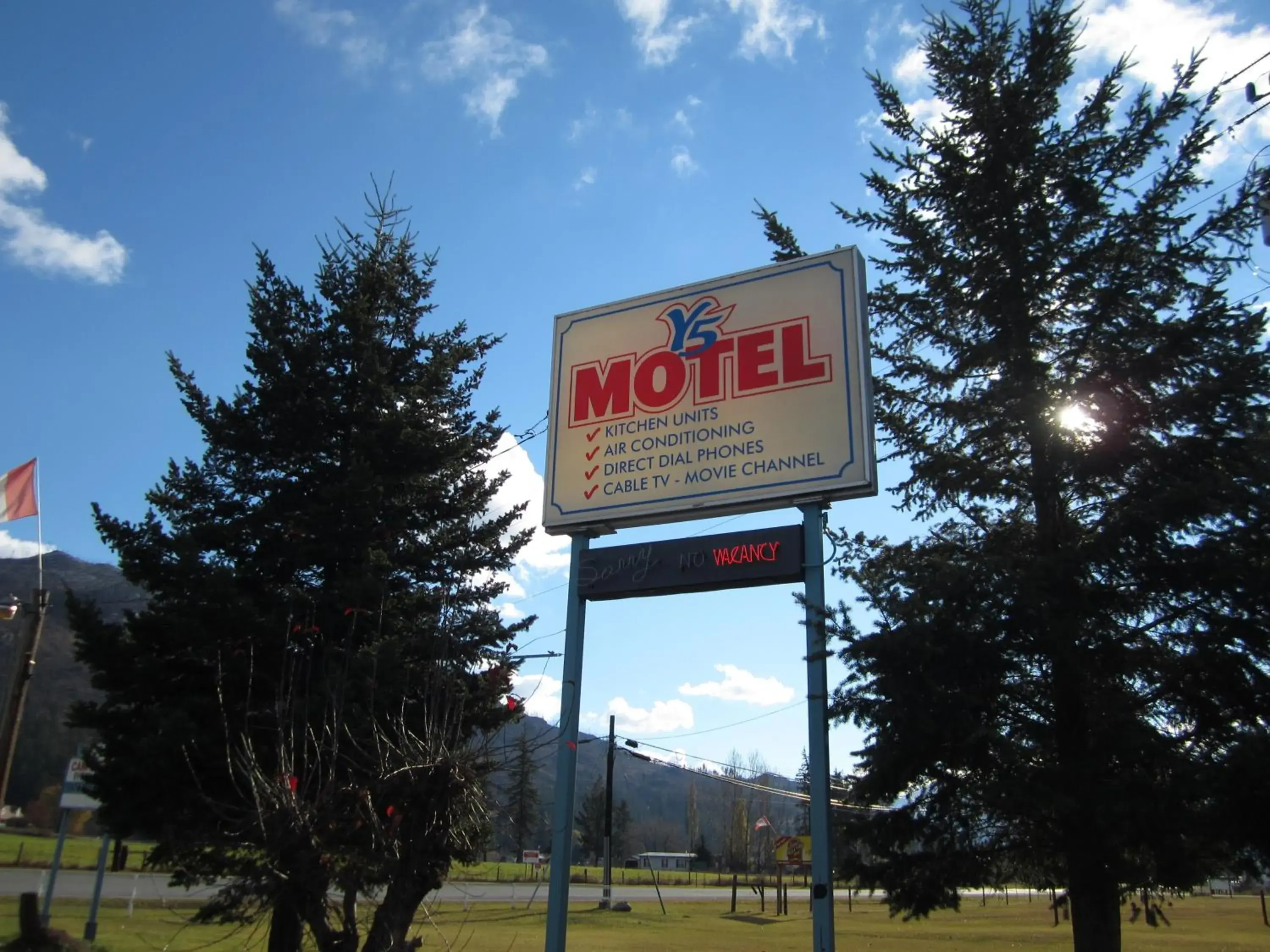 Y-5 Motel Y-5 Motel