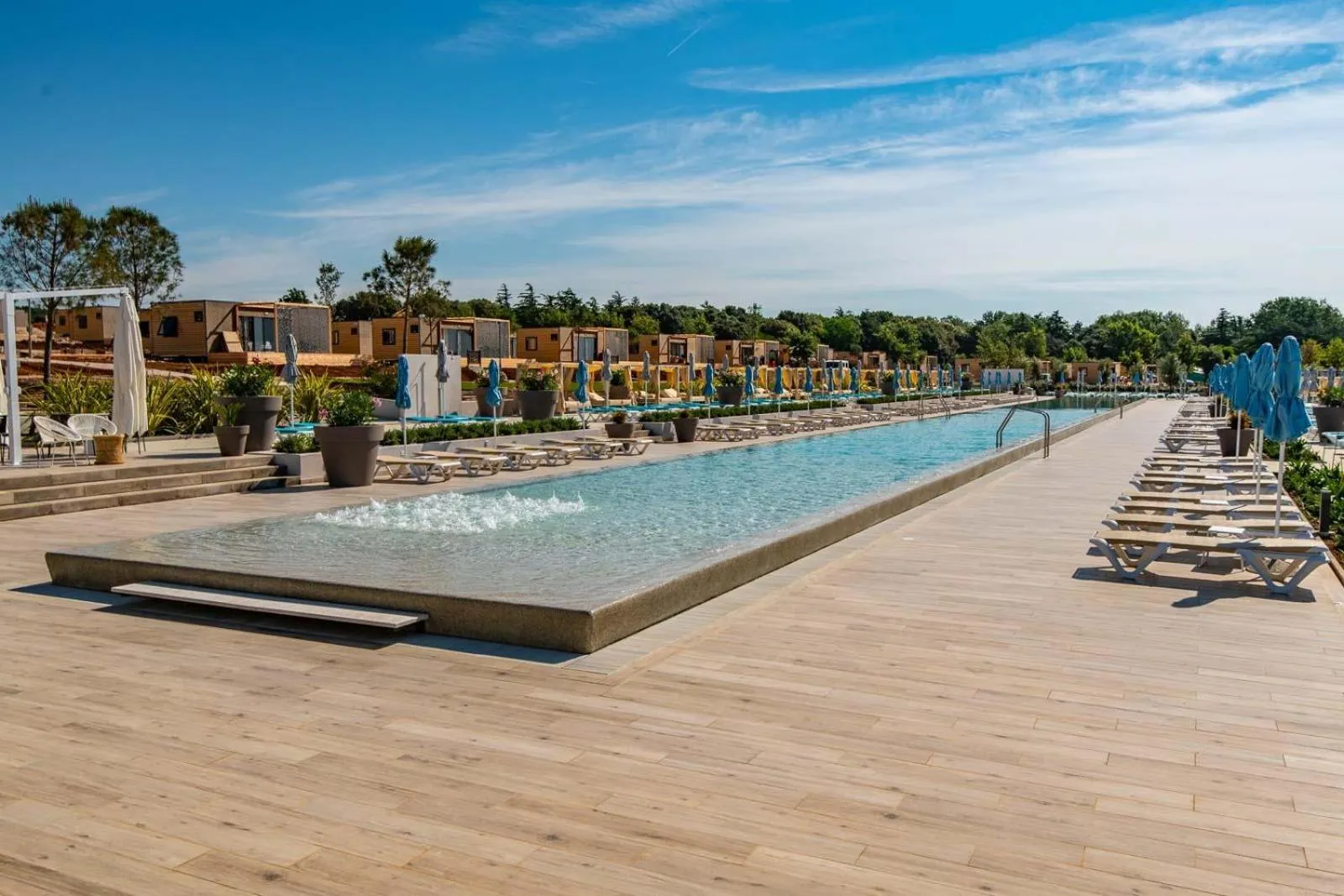 Swimming pool in Kazela Apartments