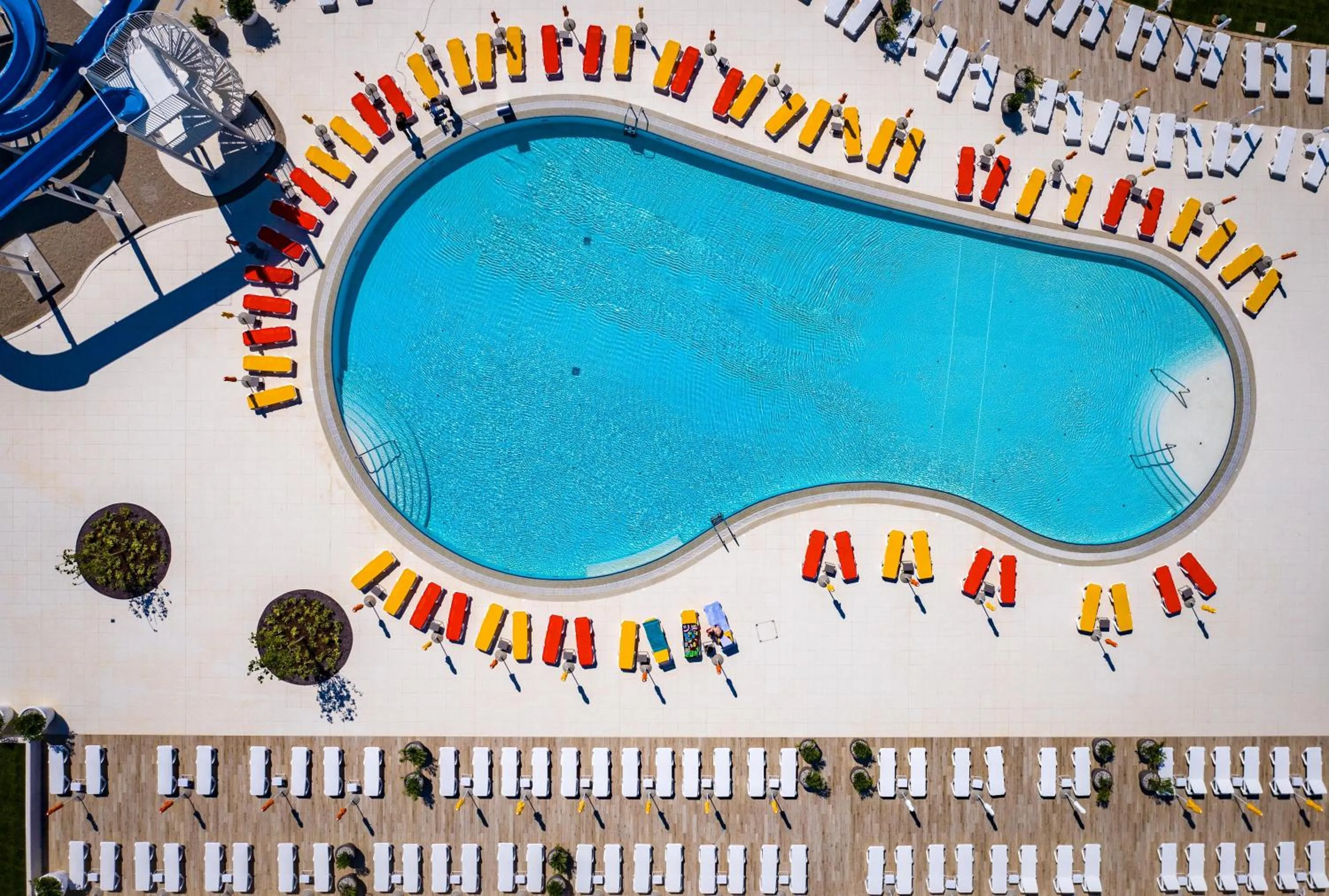 Swimming pool in Kazela Apartments
