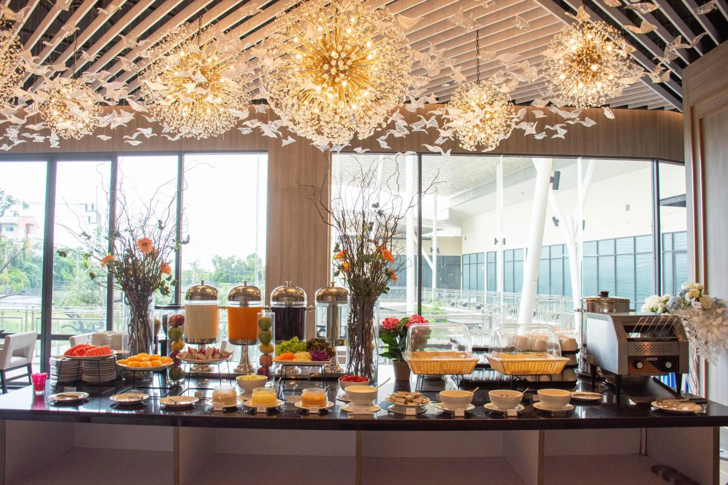 Restaurant/places to eat in Chor Cher The Luxury Green Hotel - SHA Extra Plus