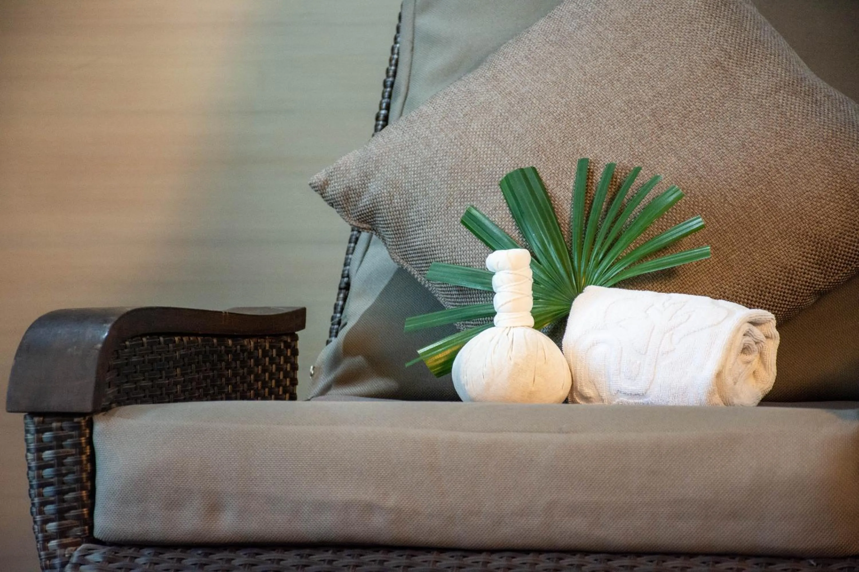 Massage in Chor Cher The Luxury Green Hotel - SHA Extra Plus