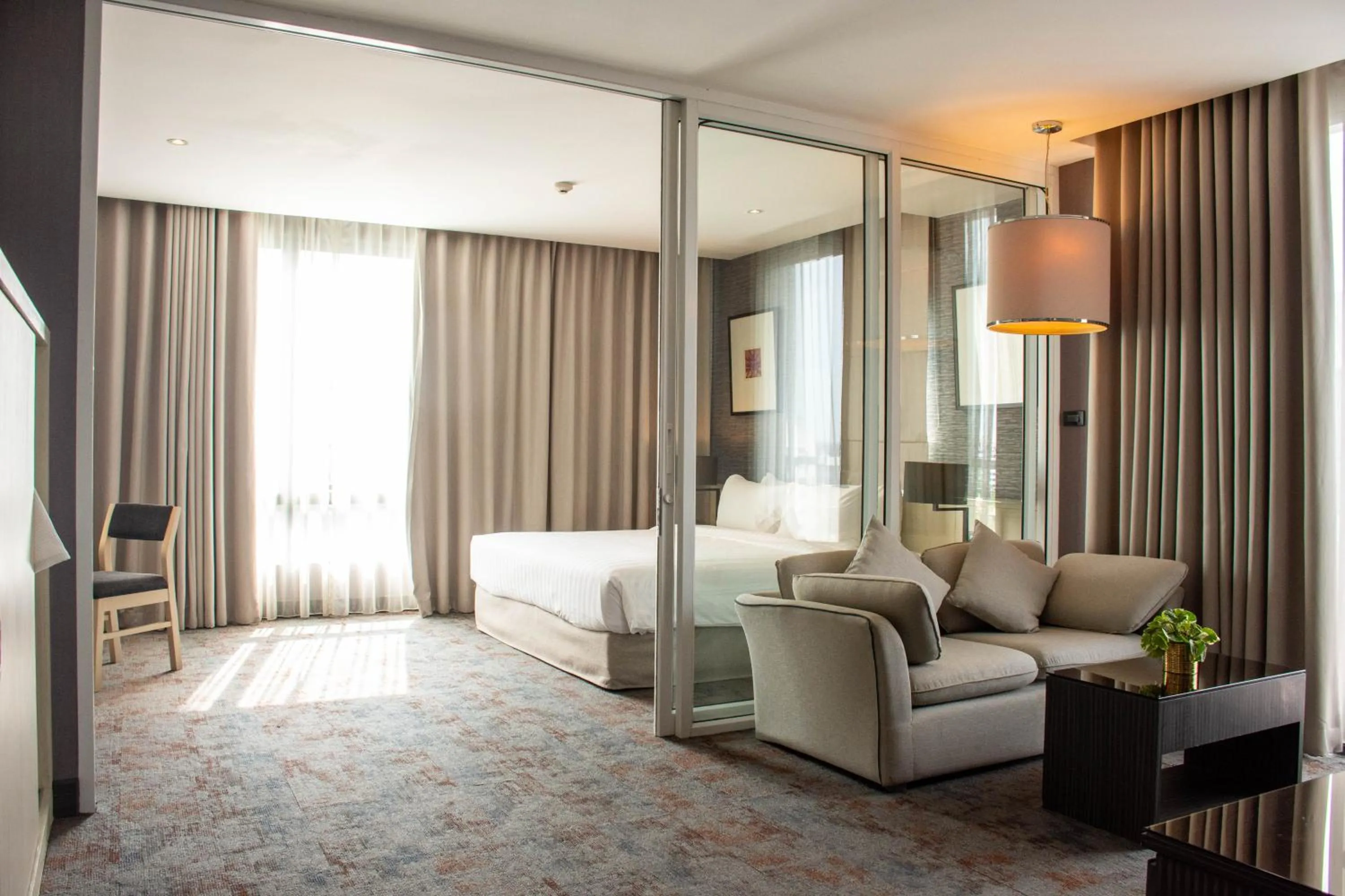 Photo of the whole room, Bed in Chor Cher The Luxury Green Hotel - SHA Extra Plus