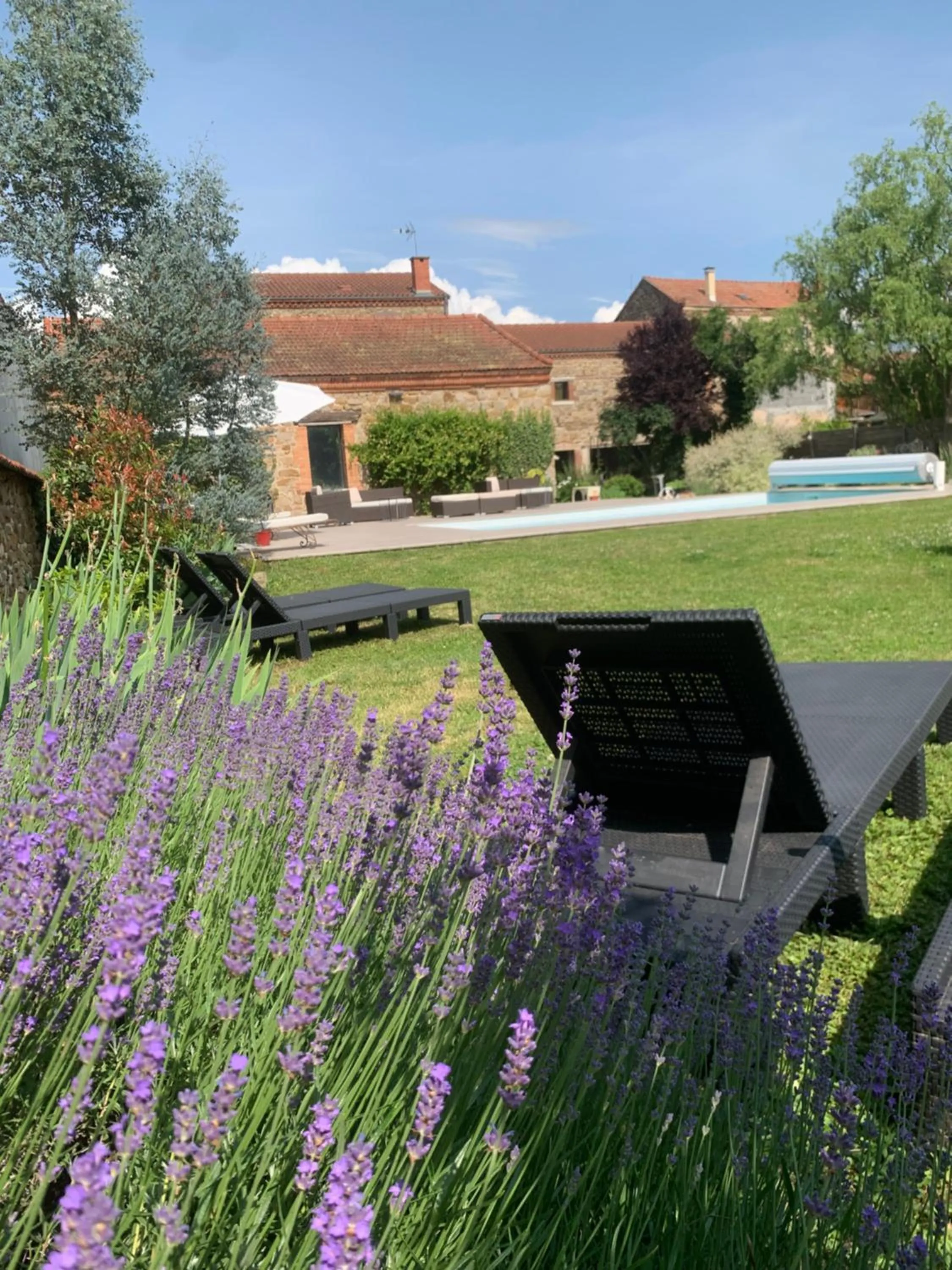 Garden in Chambres d hôtes La clé des arches