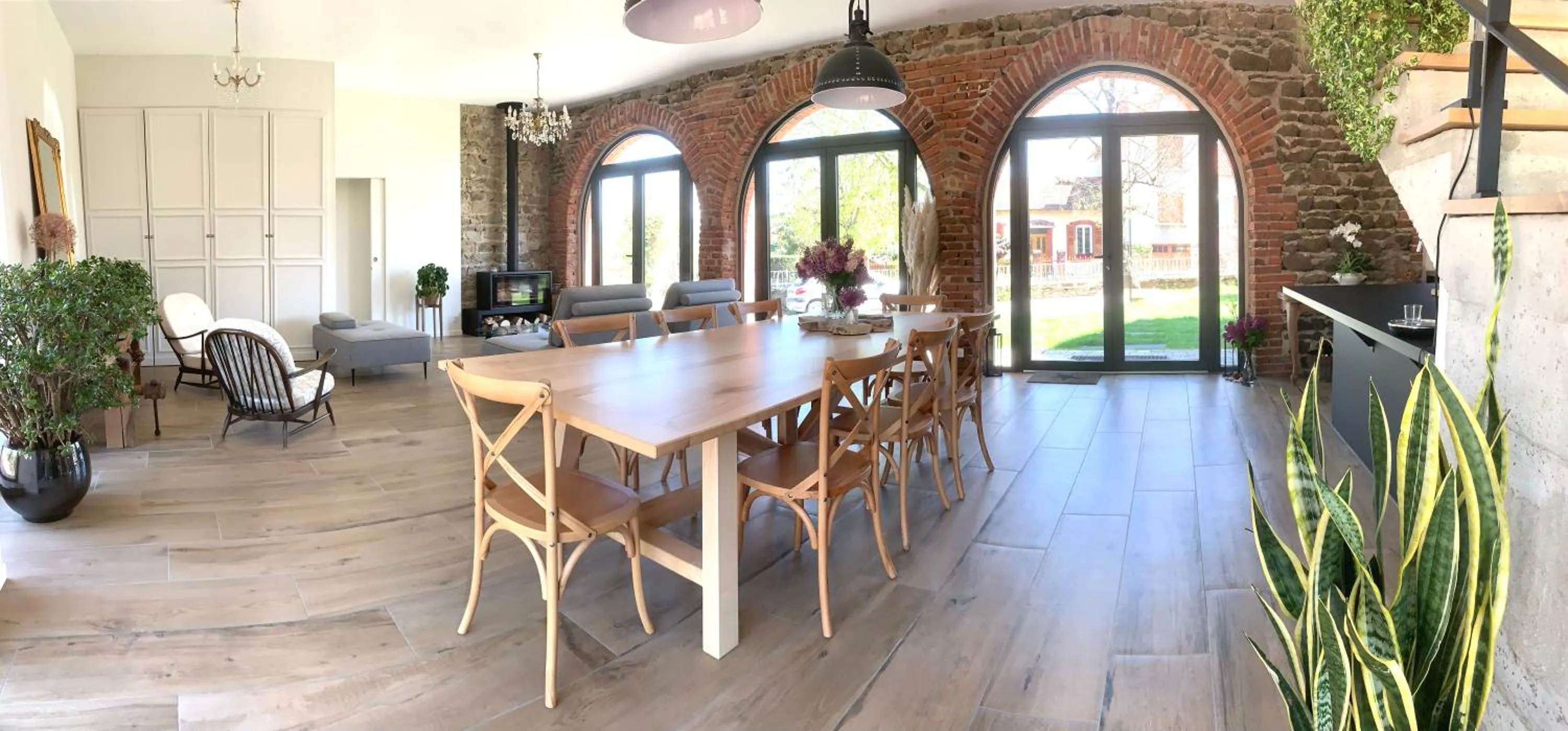 Dining area in Chambres d hôtes La clé des arches