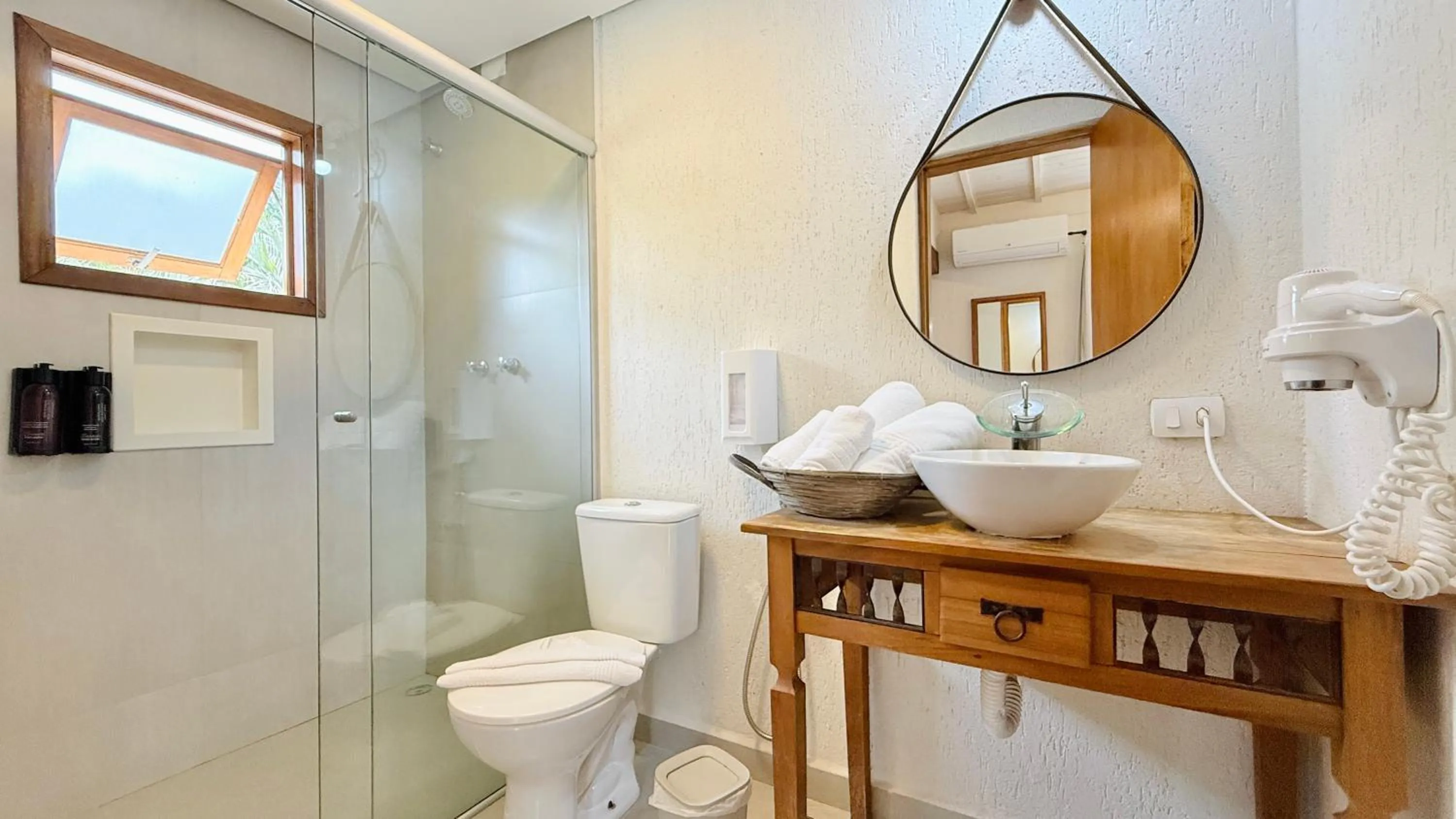 Toilet in Pousada Villa Monte Verde