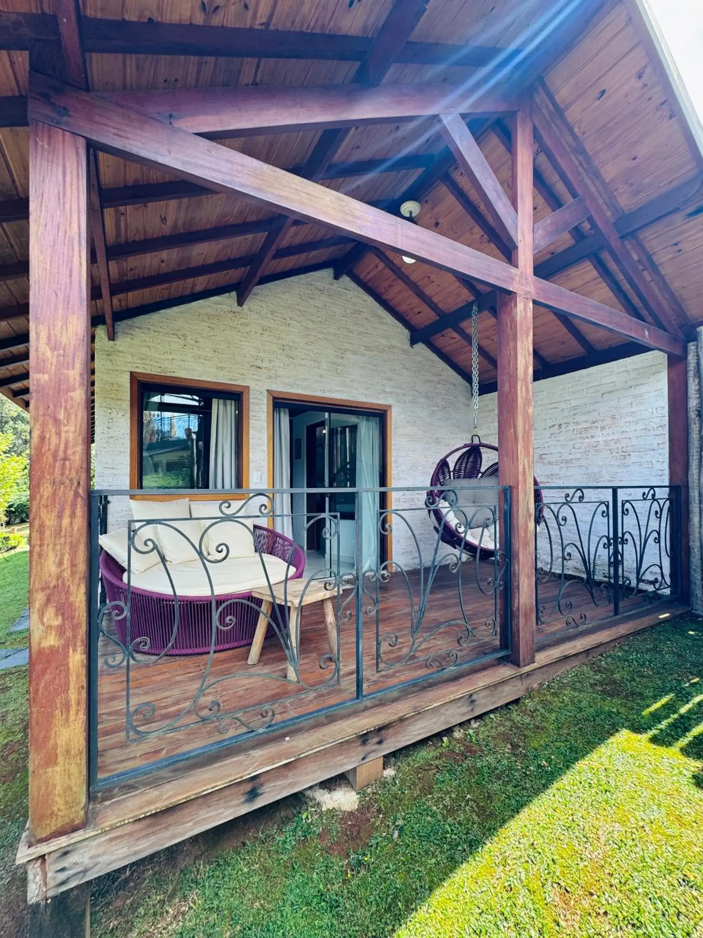 Deluxe Double Room with Balcony in Pousada Villa Monte Verde Deluxe Double Room with Balcony in Pousada Villa Monte Verde