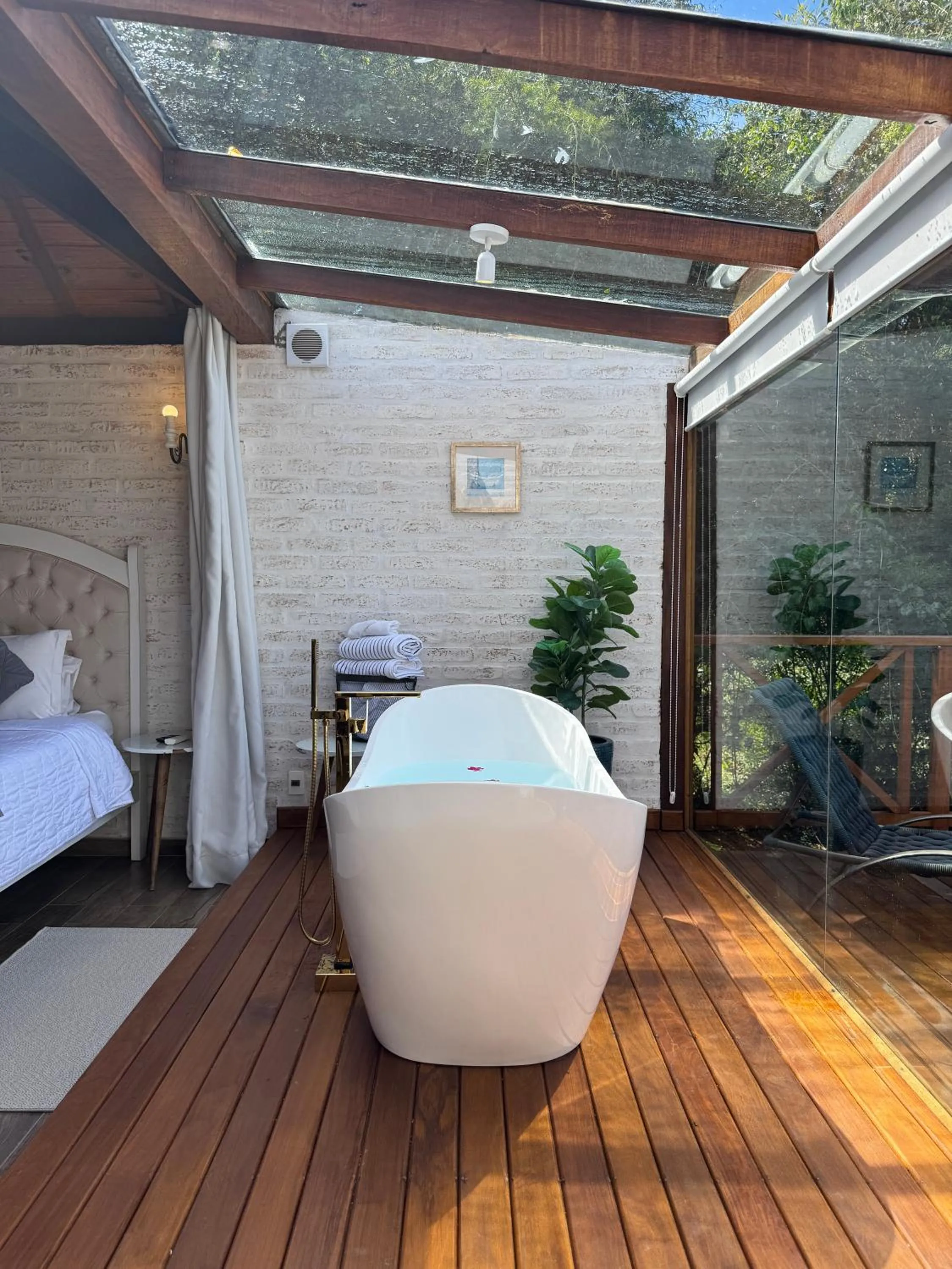 Dining area, Bed in Pousada Villa Monte Verde