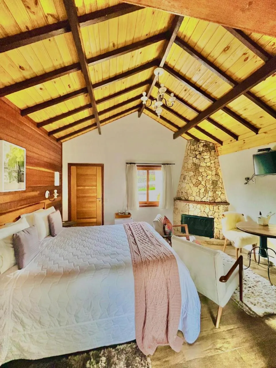 Bedroom, Bed in Pousada Villa Monte Verde