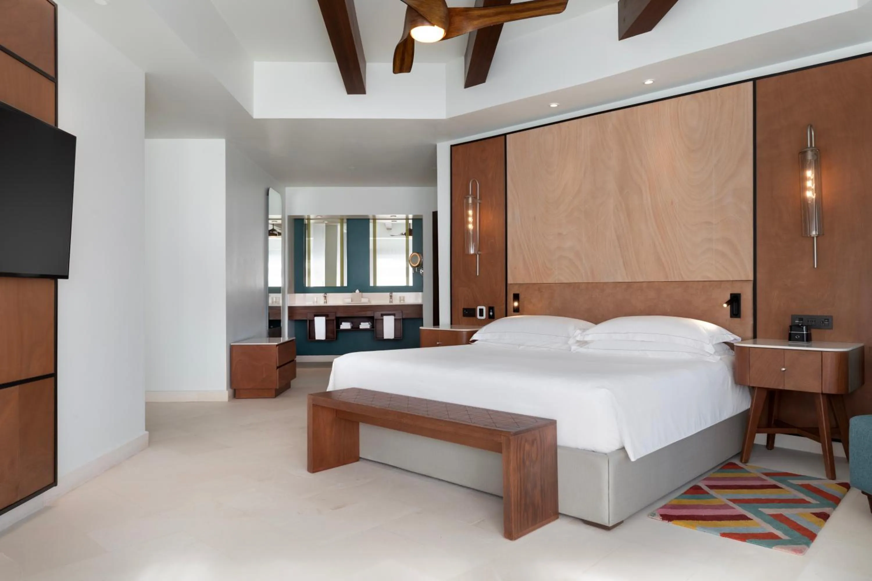 Bed in Hyatt Vivid Playa Del Carmen All-Inclusive Adult Only Resort