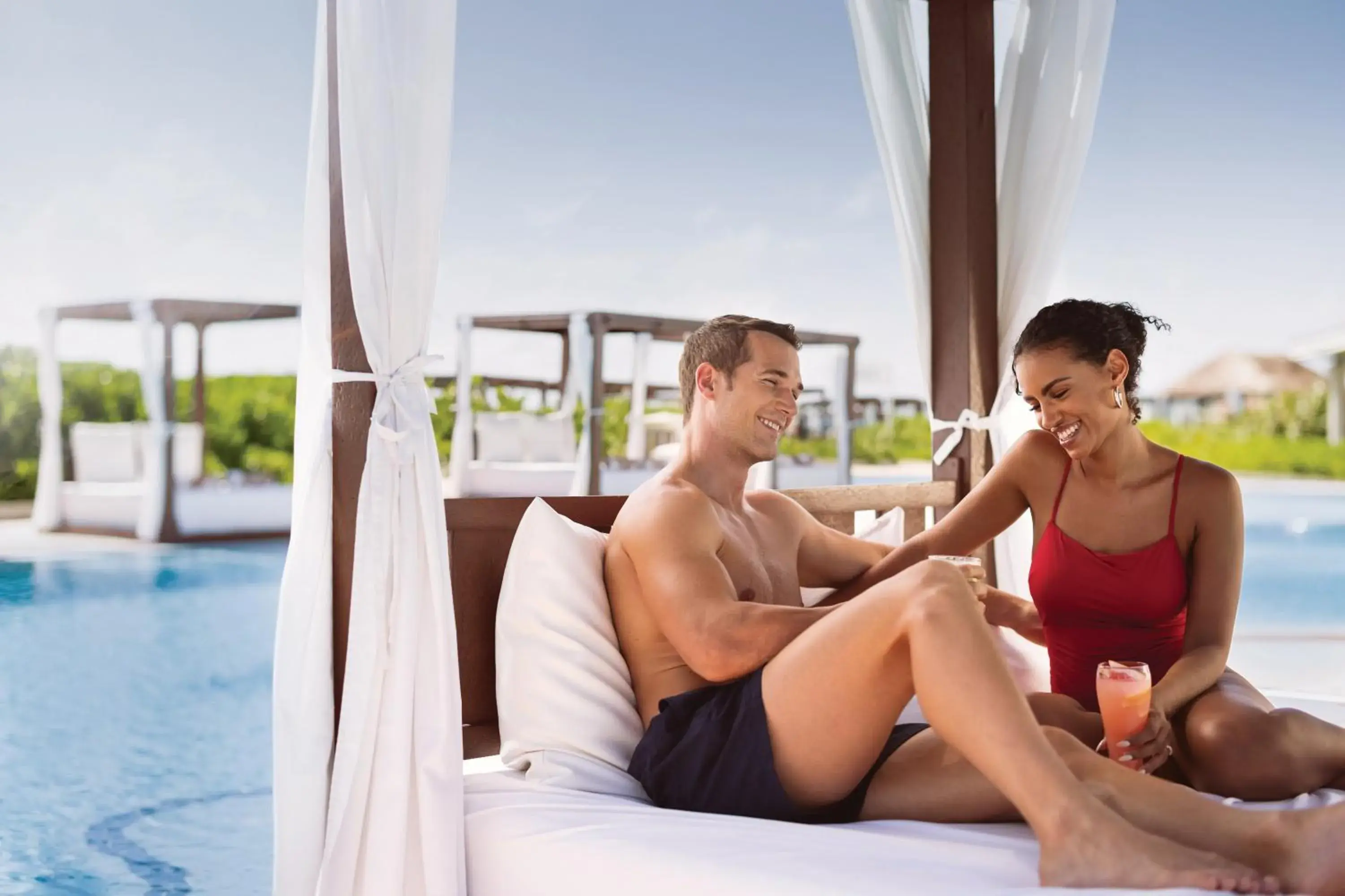 Swimming pool in Hyatt Vivid Playa Del Carmen All-Inclusive Adult Only Resort Swimming pool in Hyatt Vivid Playa Del Carmen All-Inclusive Adult Only Resort