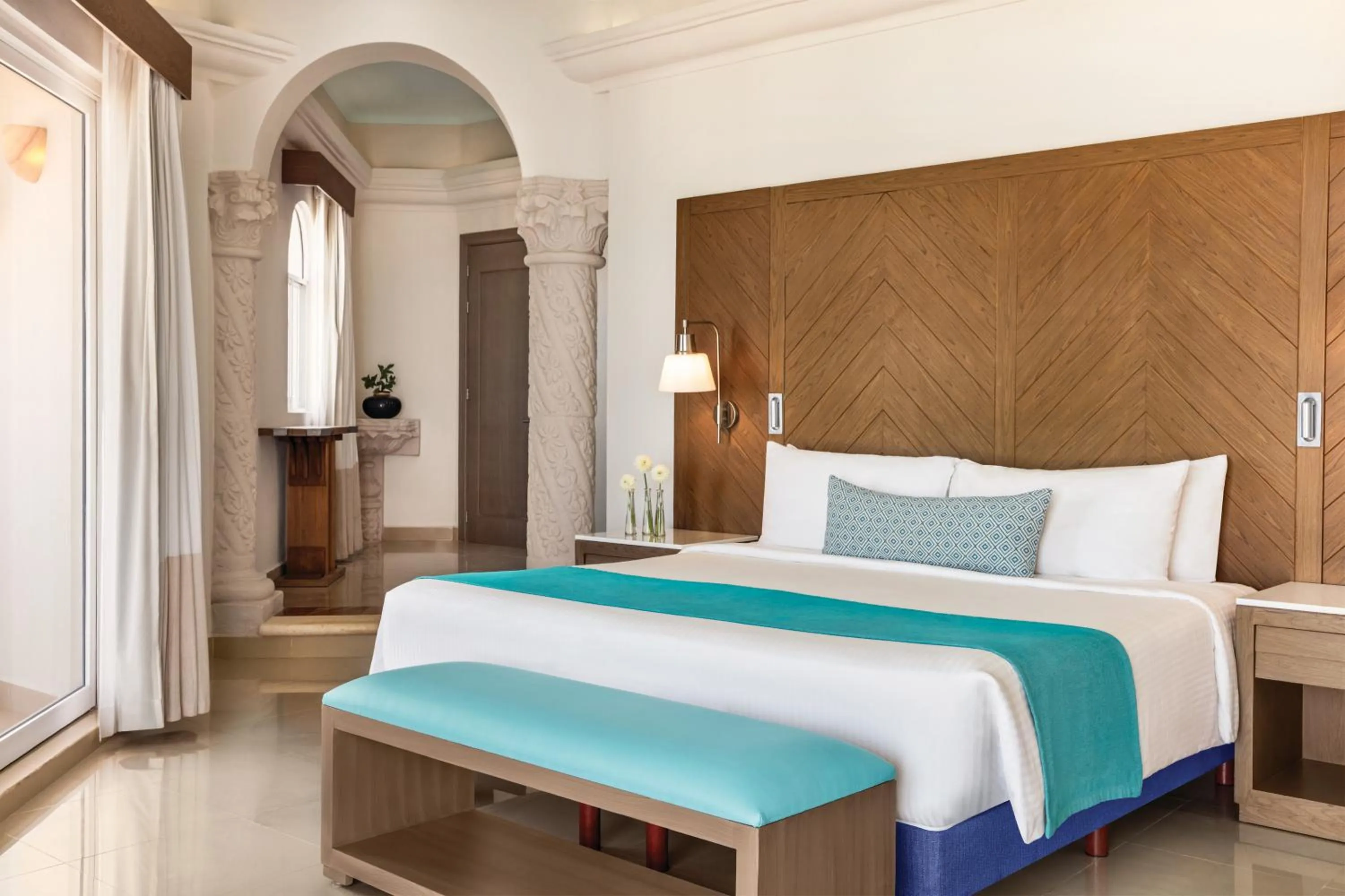 Bed in Wyndham Alltra Playa del Carmen Adults Only All Inclusive