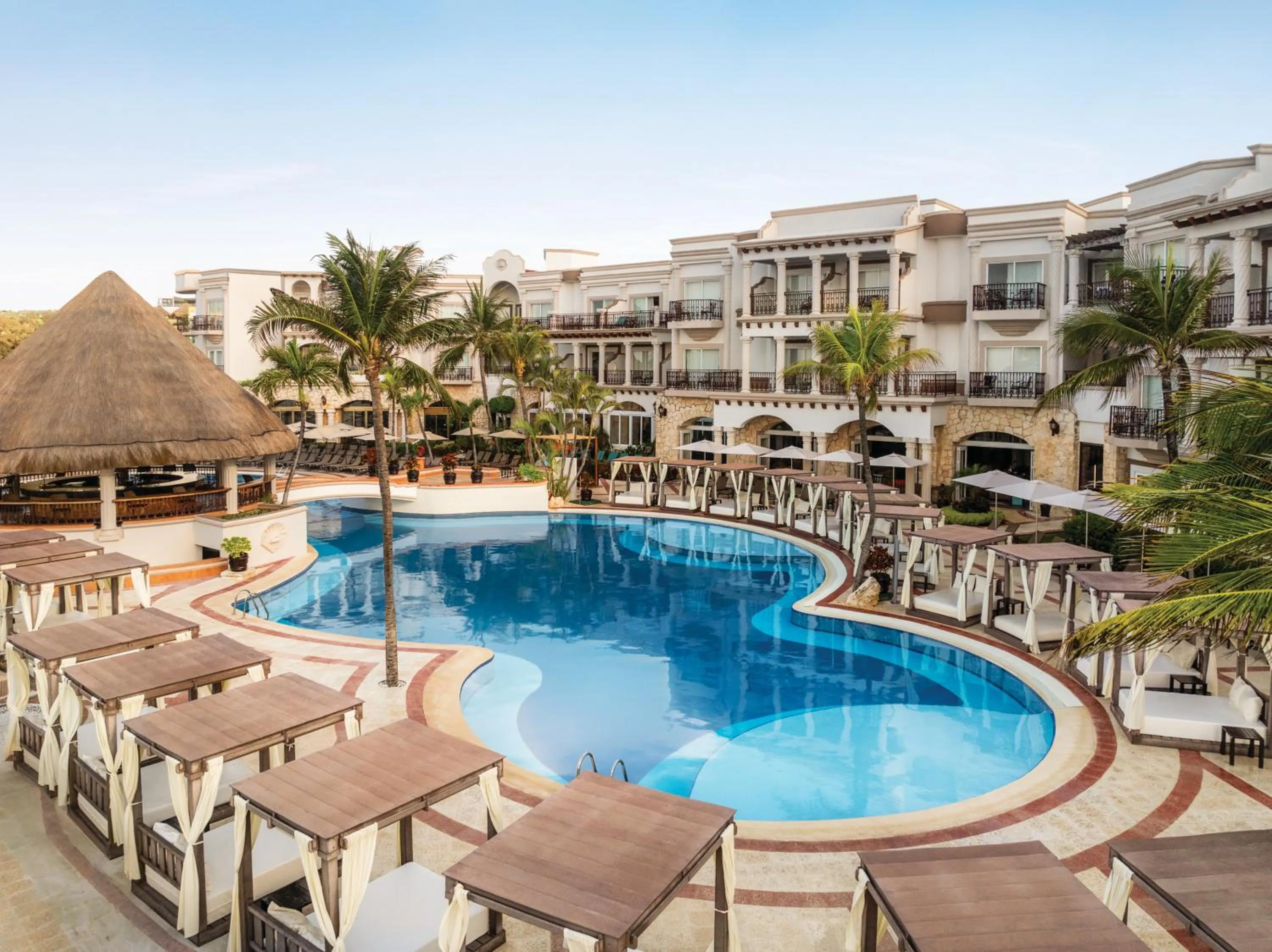 Pool view in Wyndham Alltra Playa del Carmen Adults Only All Inclusive