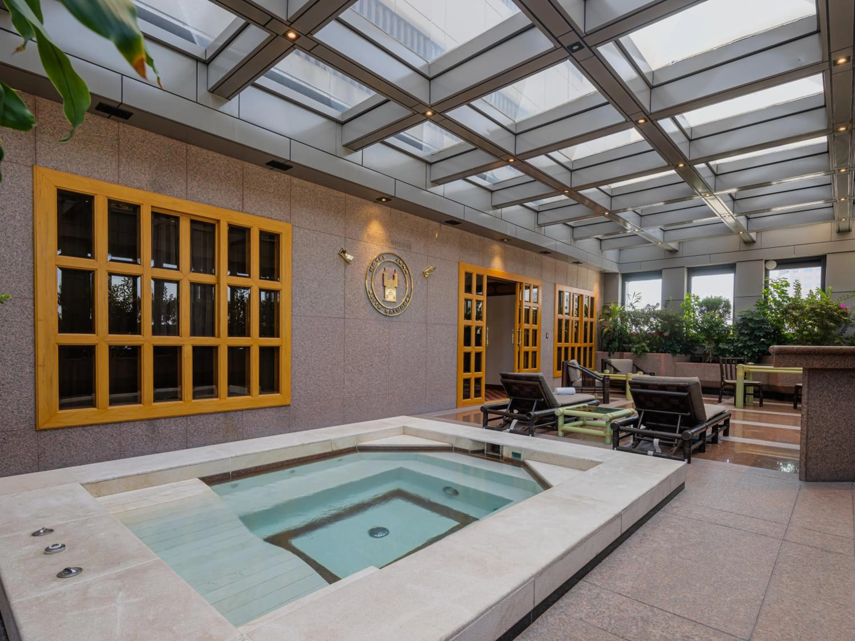 Hot Tub in Exe Alameda Reforma