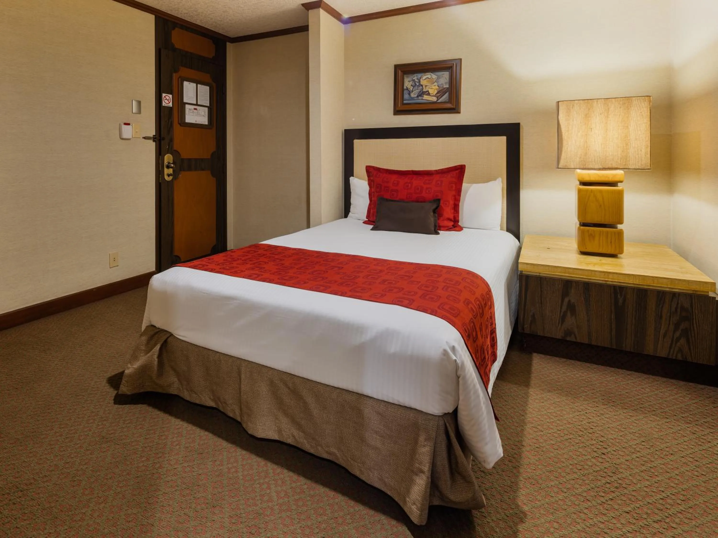 Photo of the whole room, Bed in Exe Alameda Reforma