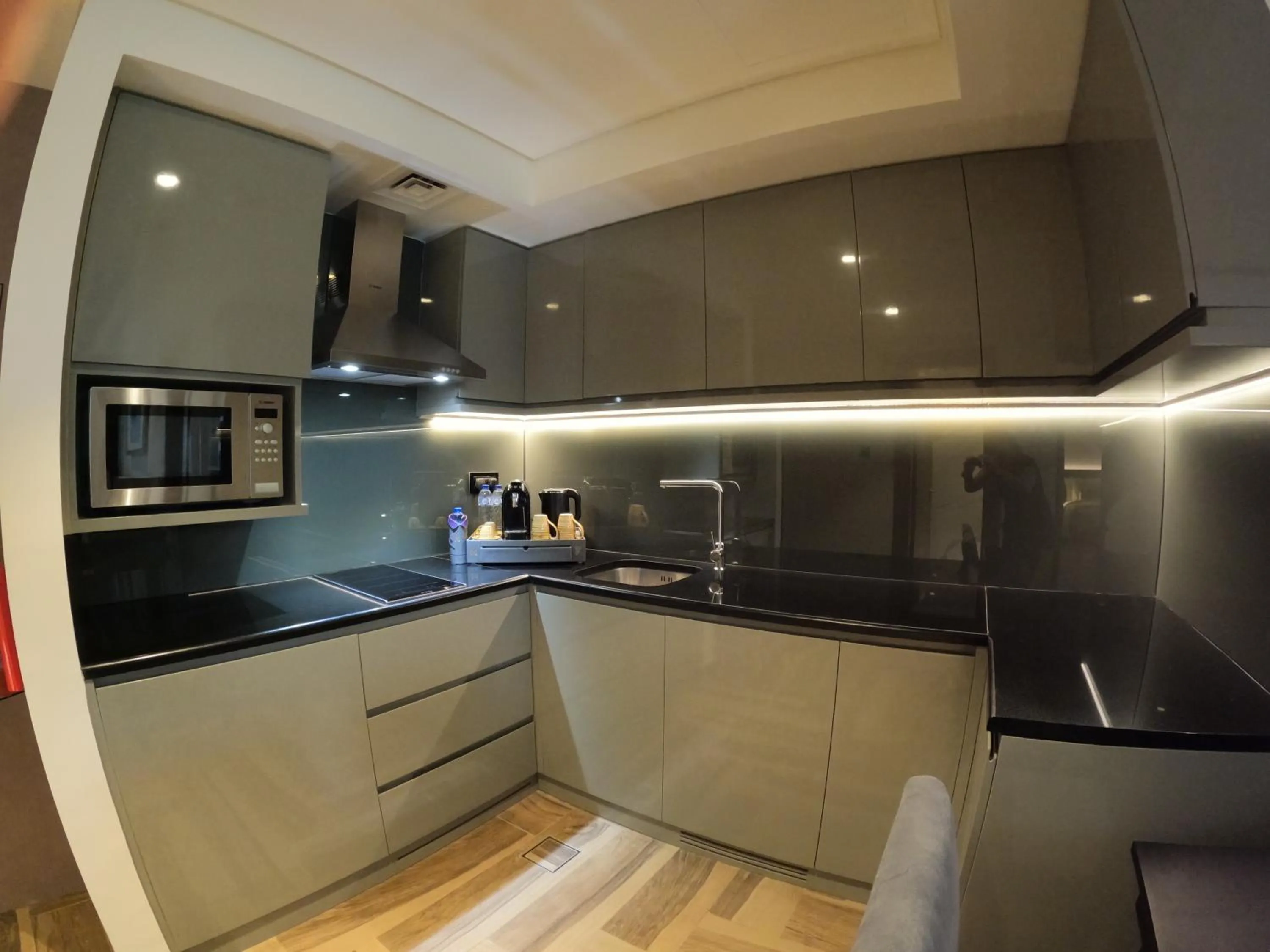 Kitchen or kitchenette in Khalidia Palace Hotel Dubai by Mourouj Gloria