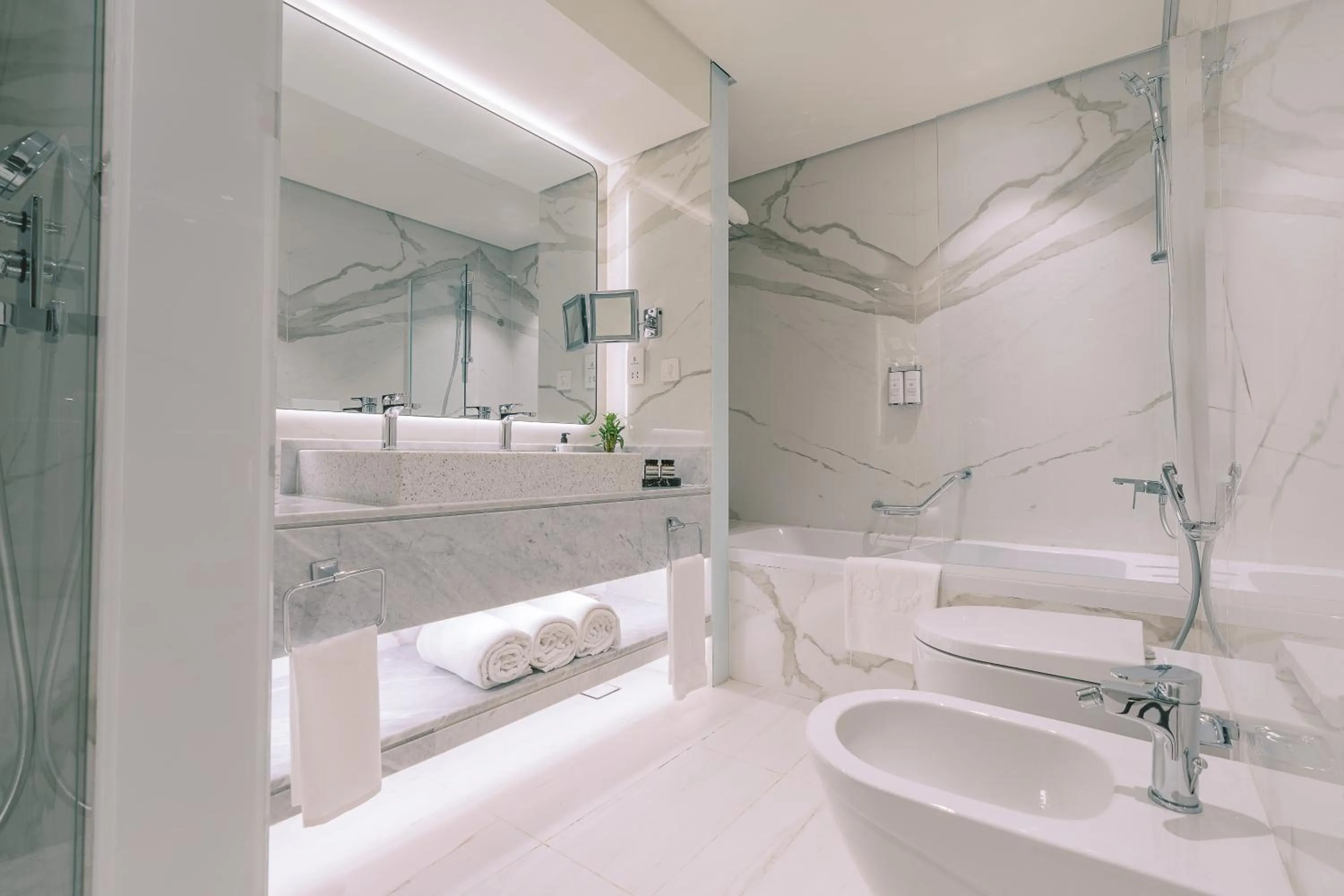 Bathroom in Khalidia Palace Hotel Dubai by Mourouj Gloria