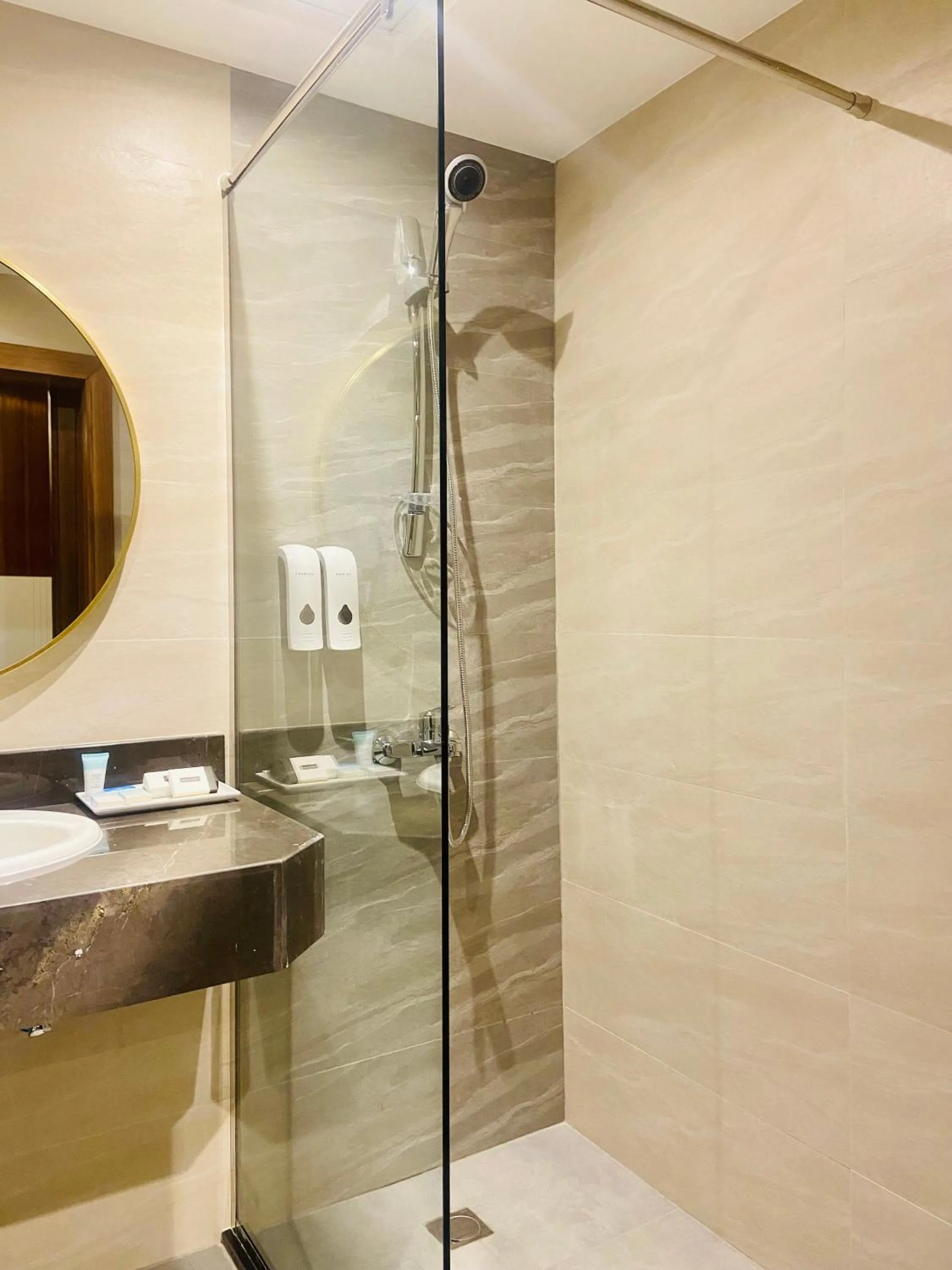 Shower in Concorde Deira Hotel -Formerly Golden Tulip Deira Hotel