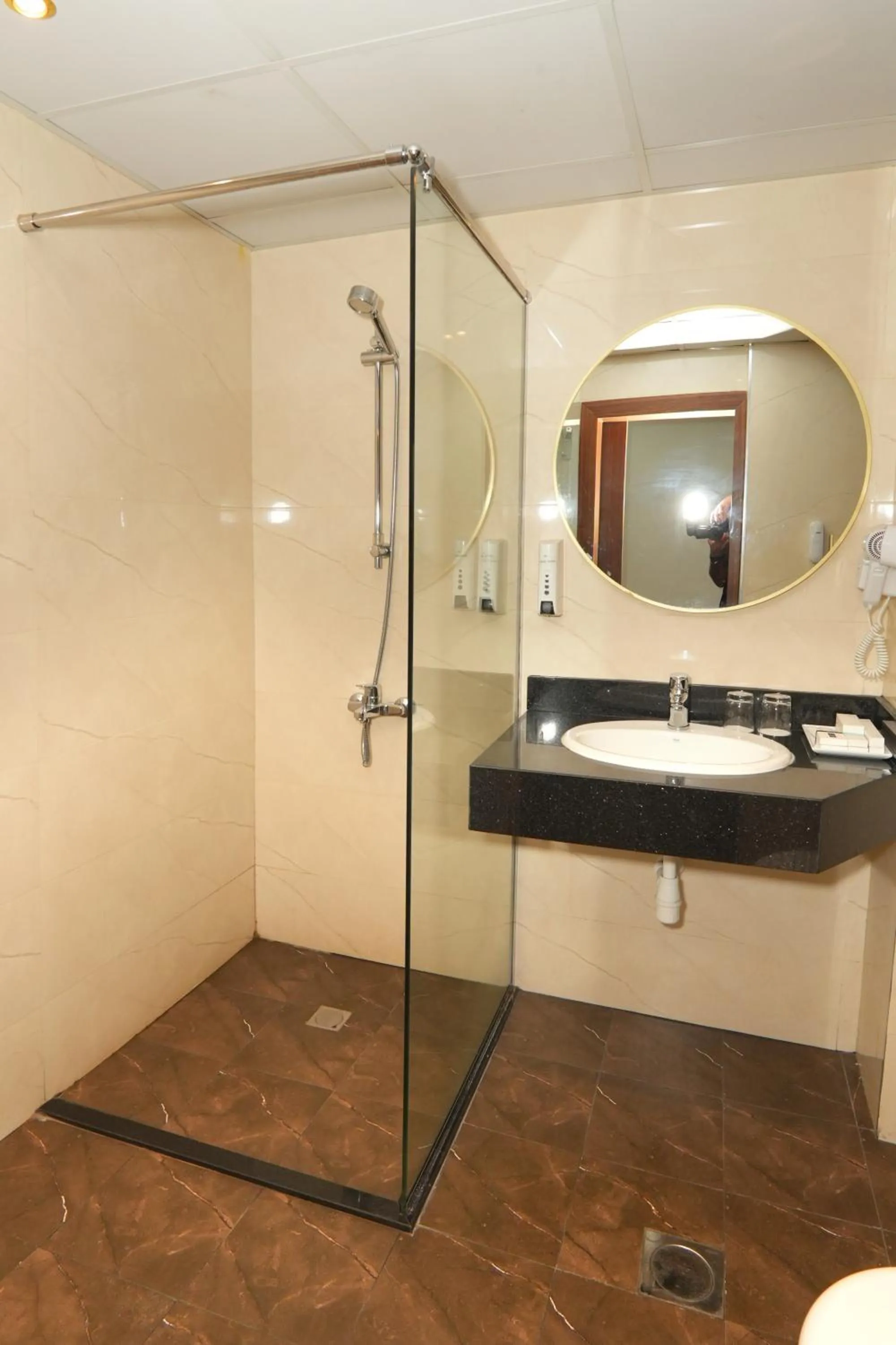 Shower in Concorde Deira Hotel -Formerly Golden Tulip Deira Hotel