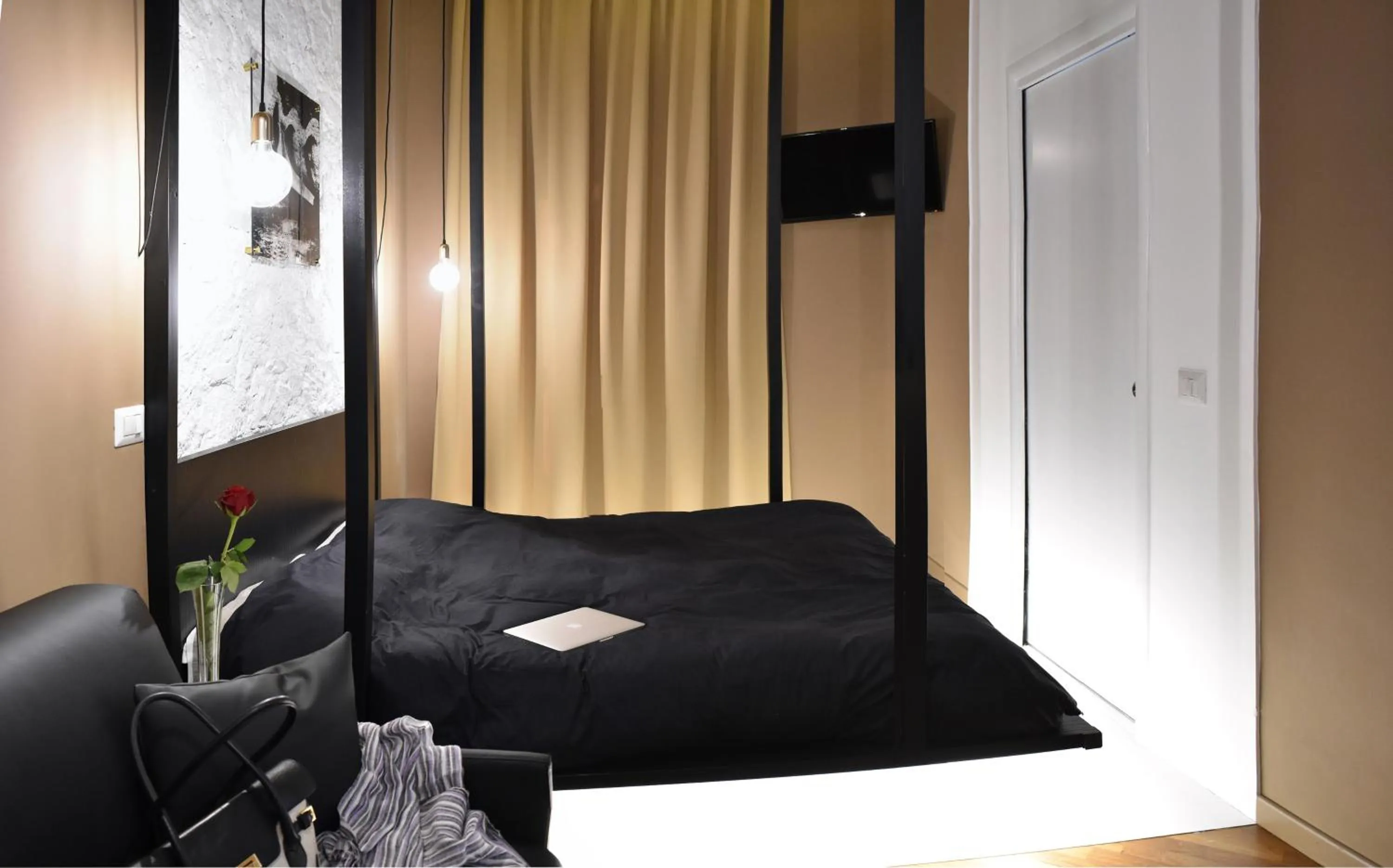 Bed in Bibi e Romeo's Home