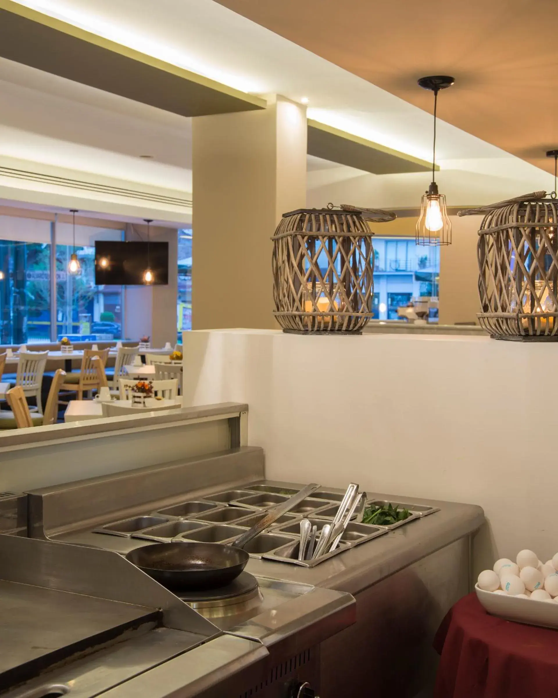 Restaurant/places to eat in Stanza Hotel Restaurant/places to eat in Stanza Hotel