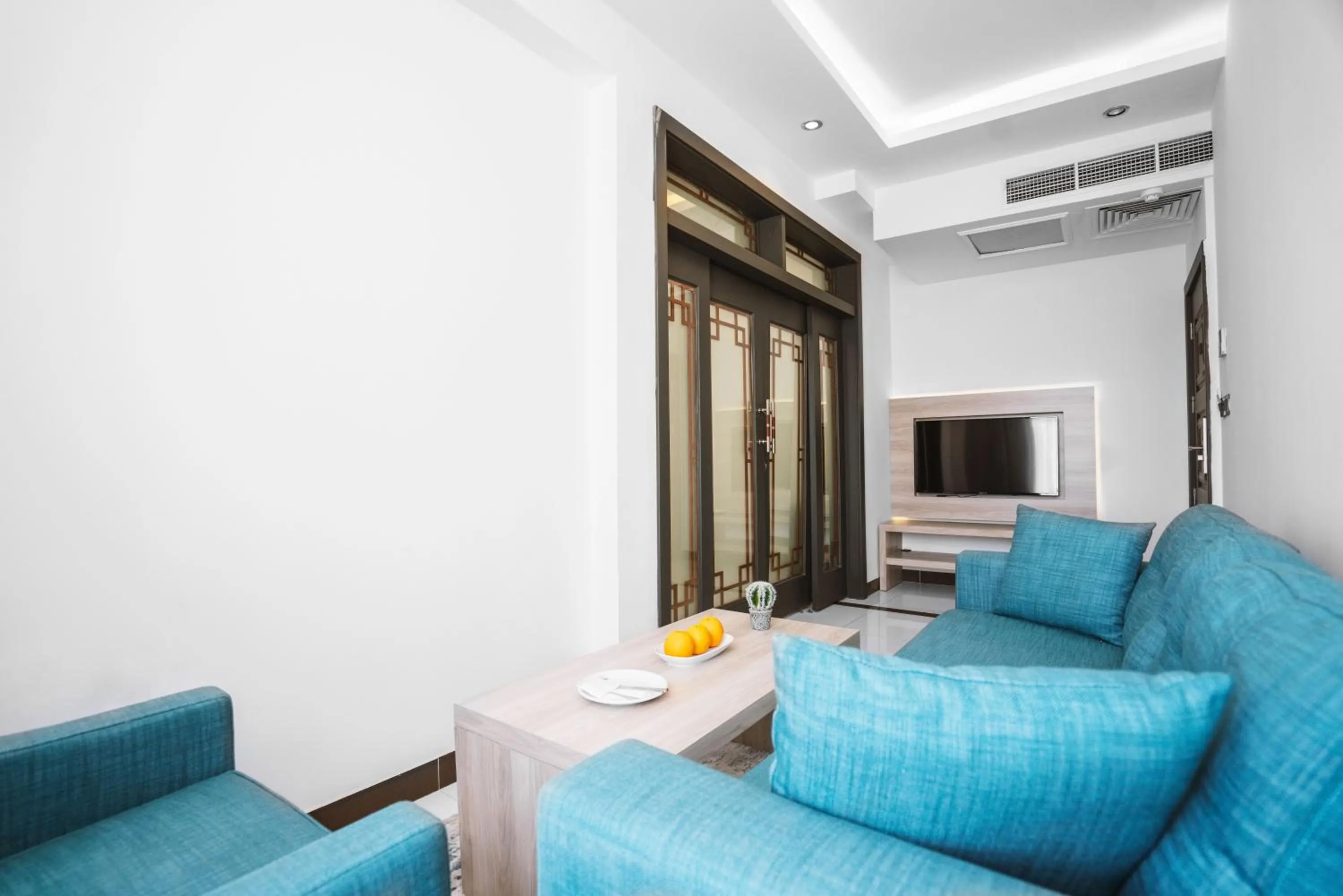 Living room in Noor Land Hotel