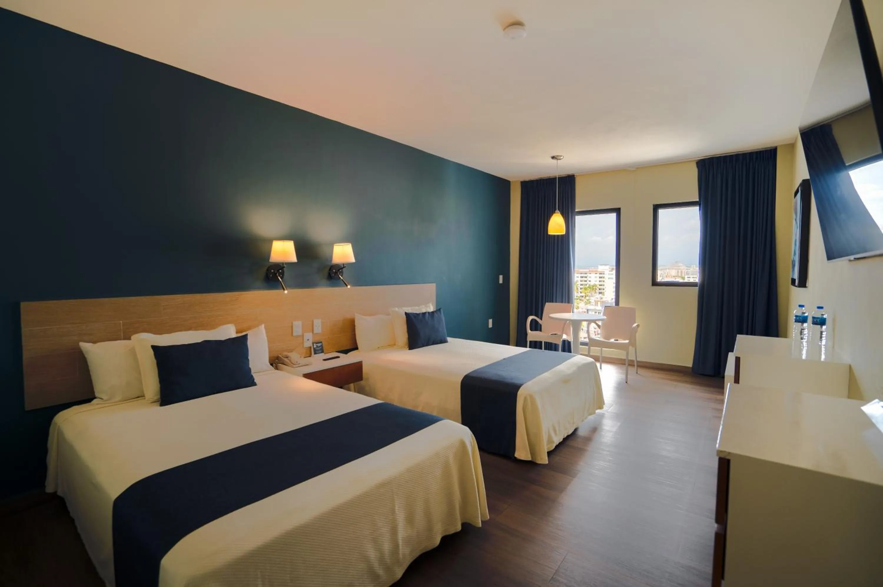 Photo of the whole room, Bed in Oceano Palace