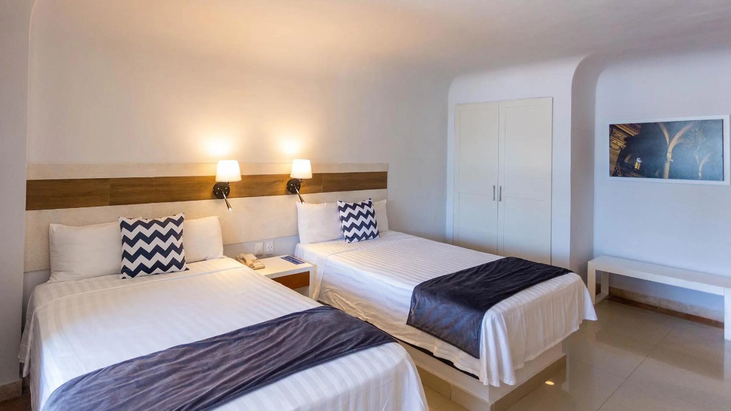 Bedroom, Bed in Luna Palace