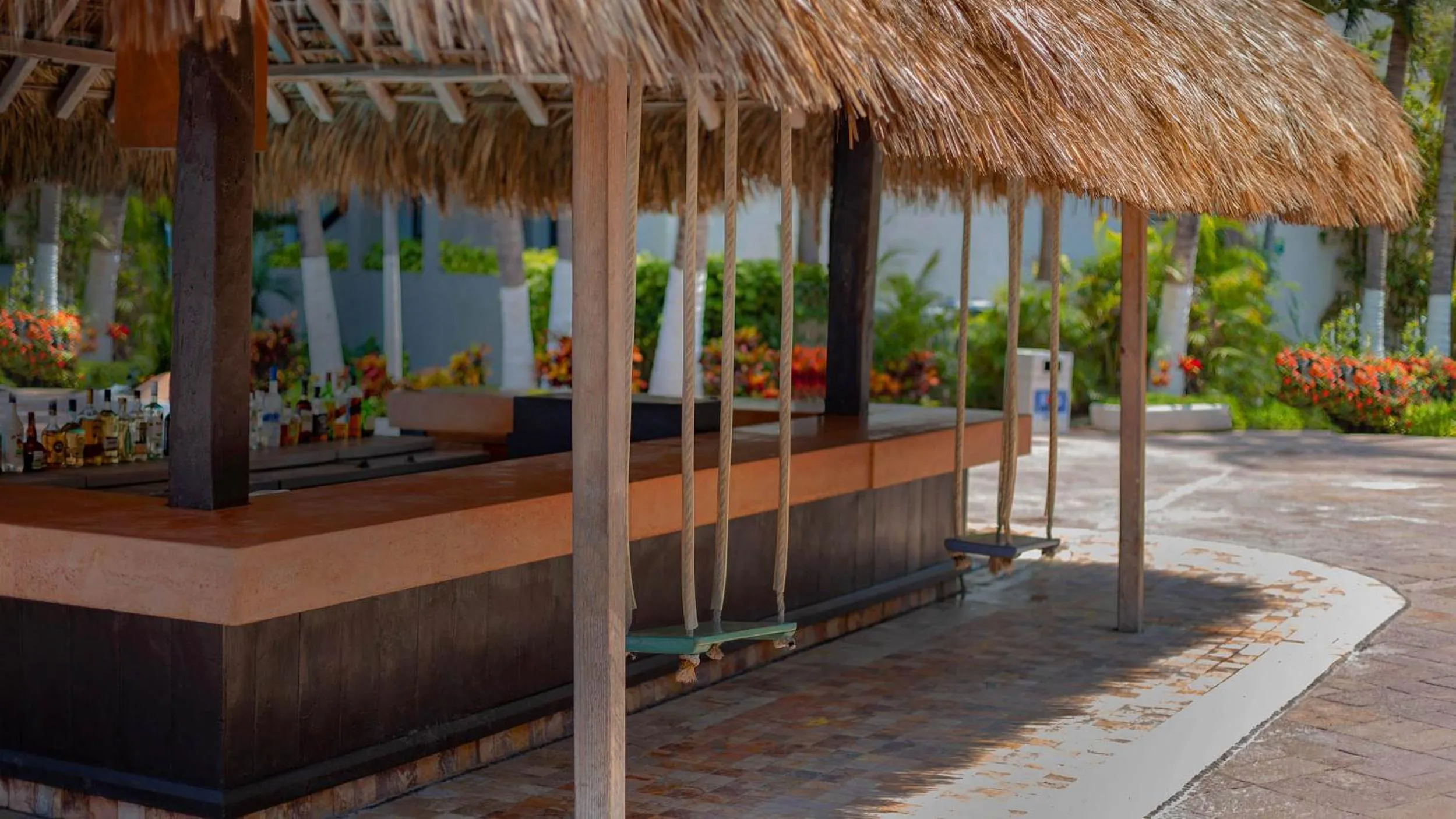 minibar in Luna Palace